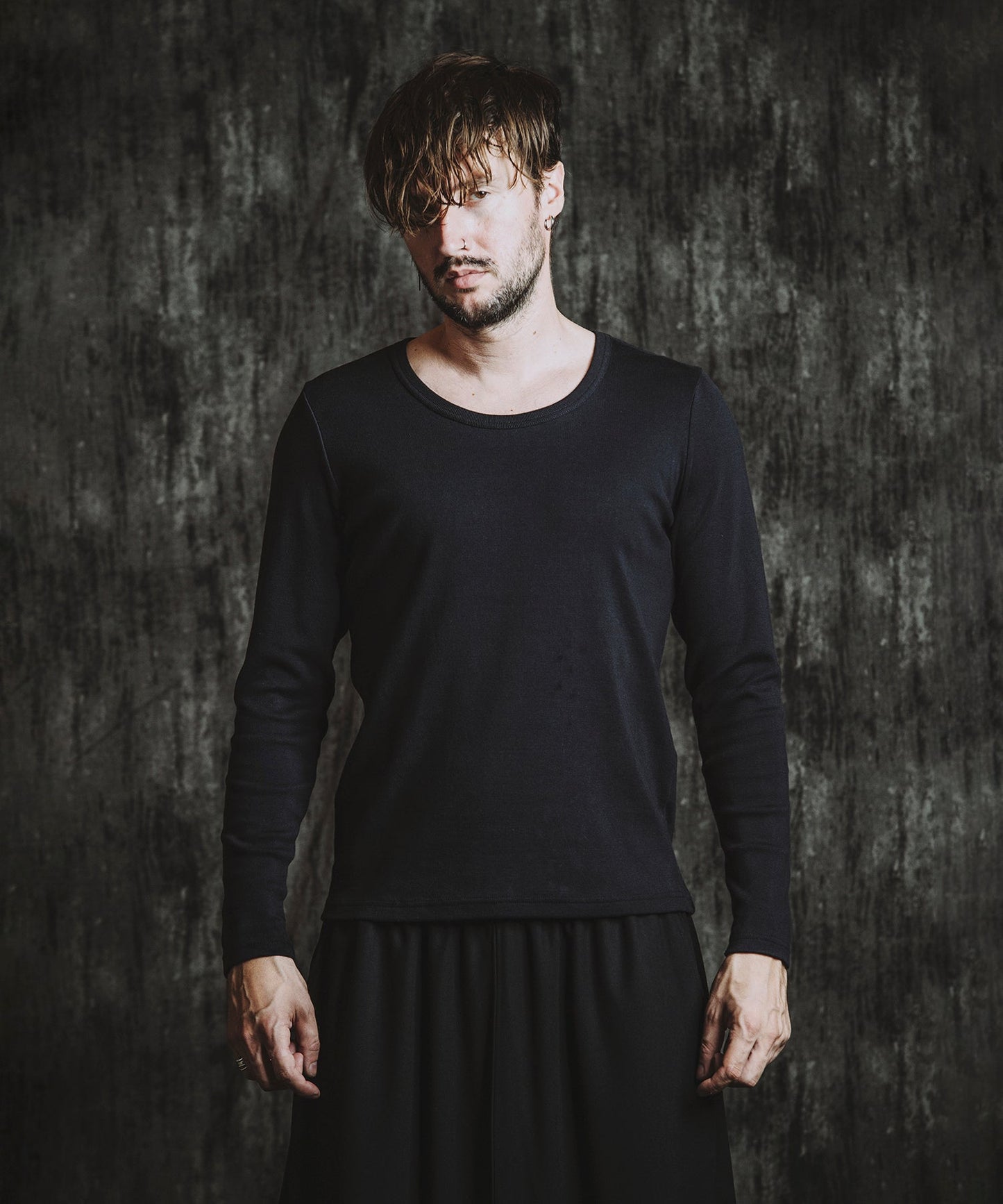 BLACK Model:H182cm