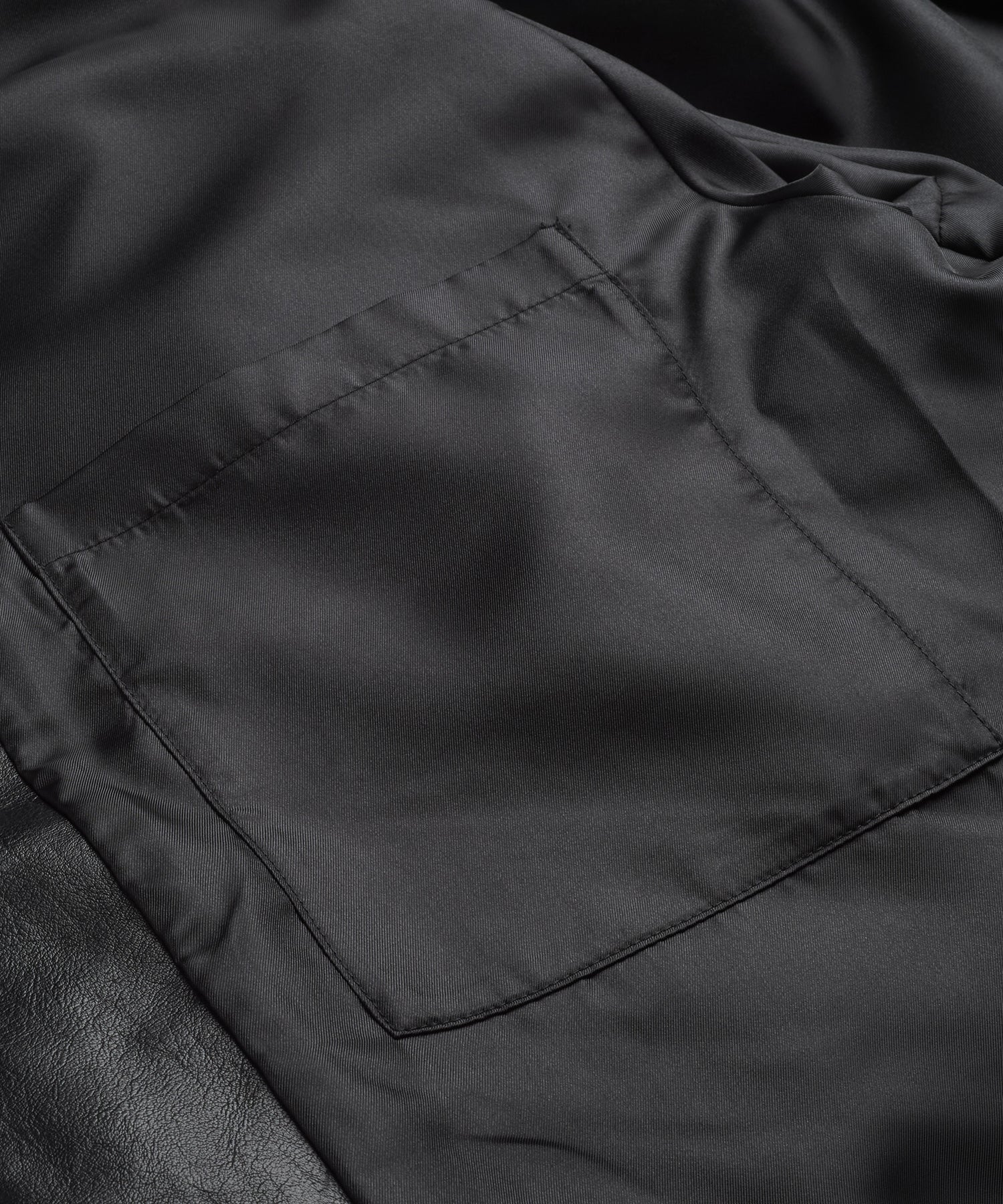 シンセティックレザーZIP BIG-BLZ