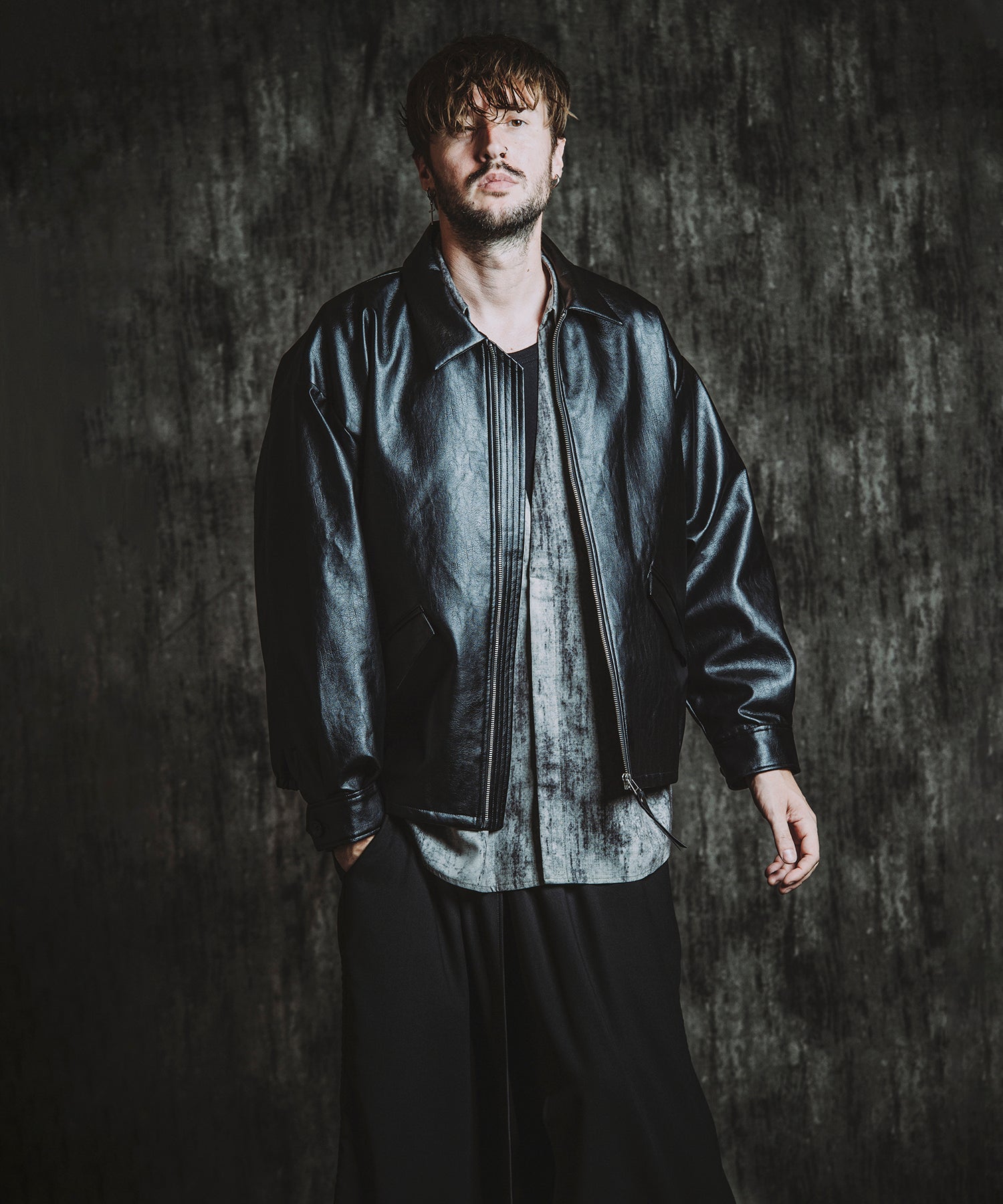 シンセティックレザーZIP BIG-BLZ