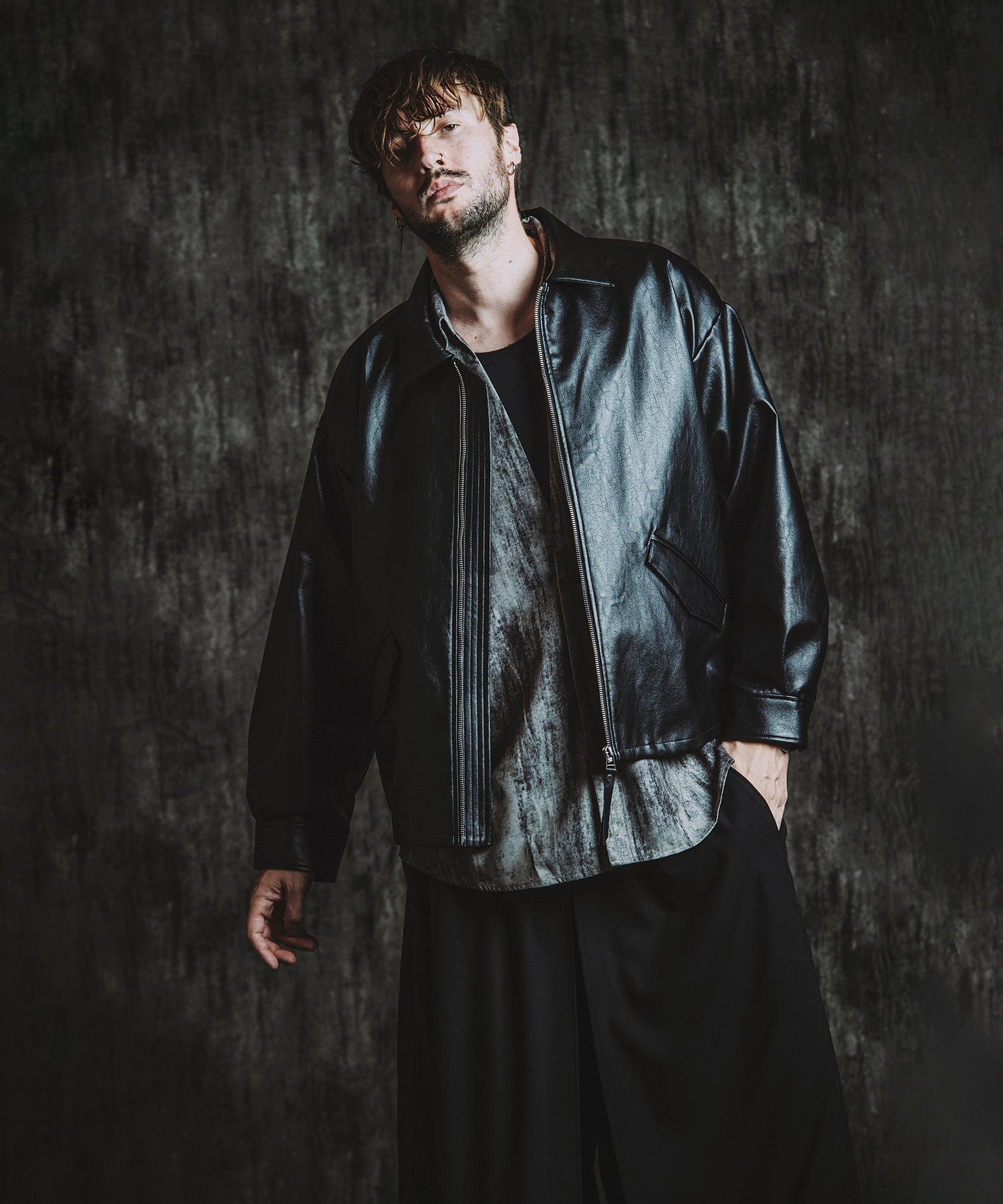 シンセティックレザーZIP BIG-BLZ