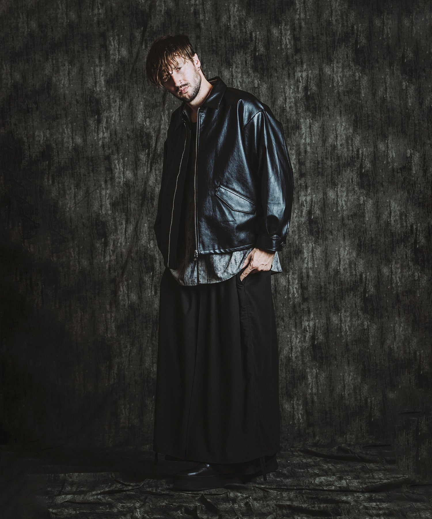 シンセティックレザーZIP BIG-BLZ