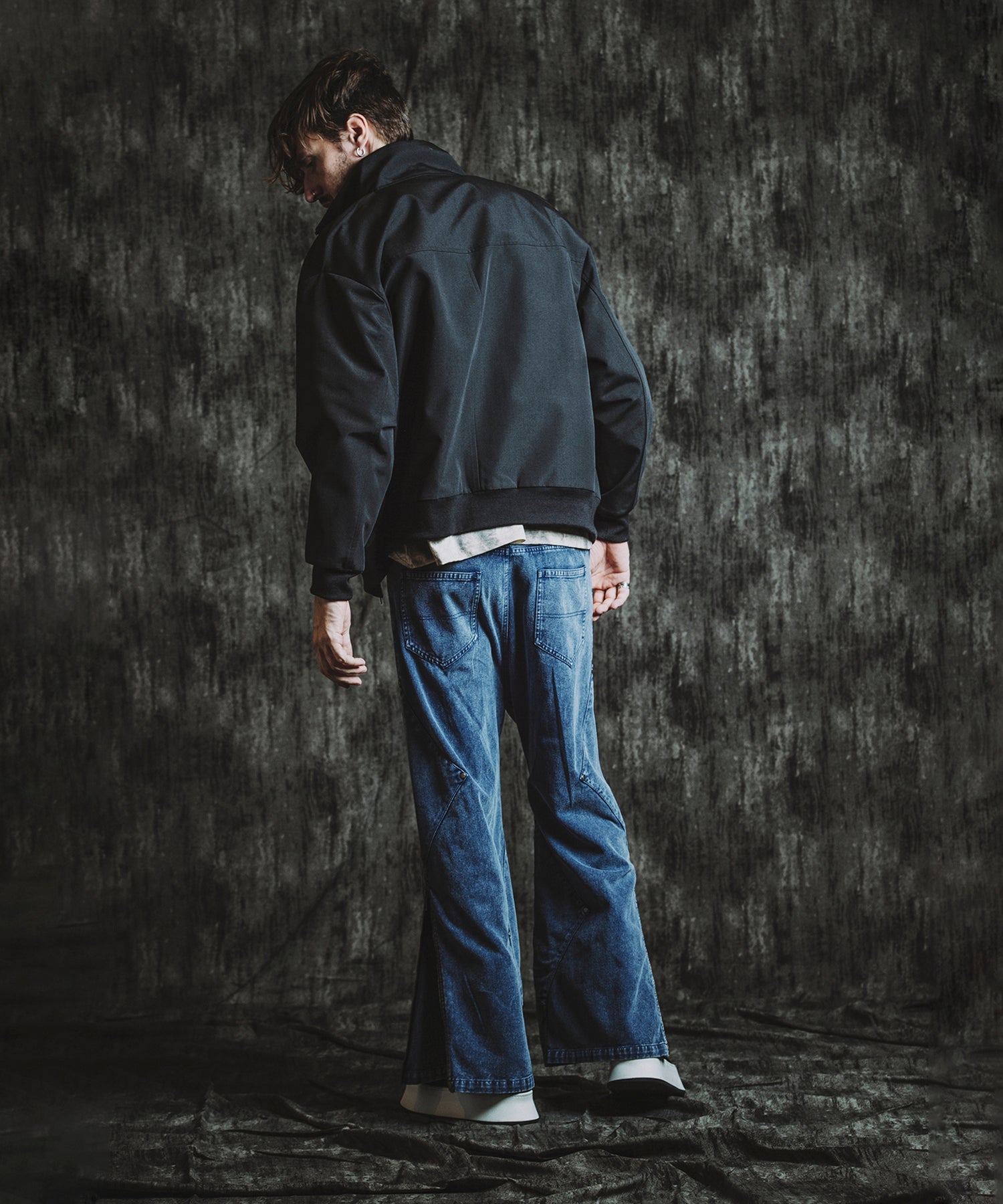 NAVY Model:H182cm