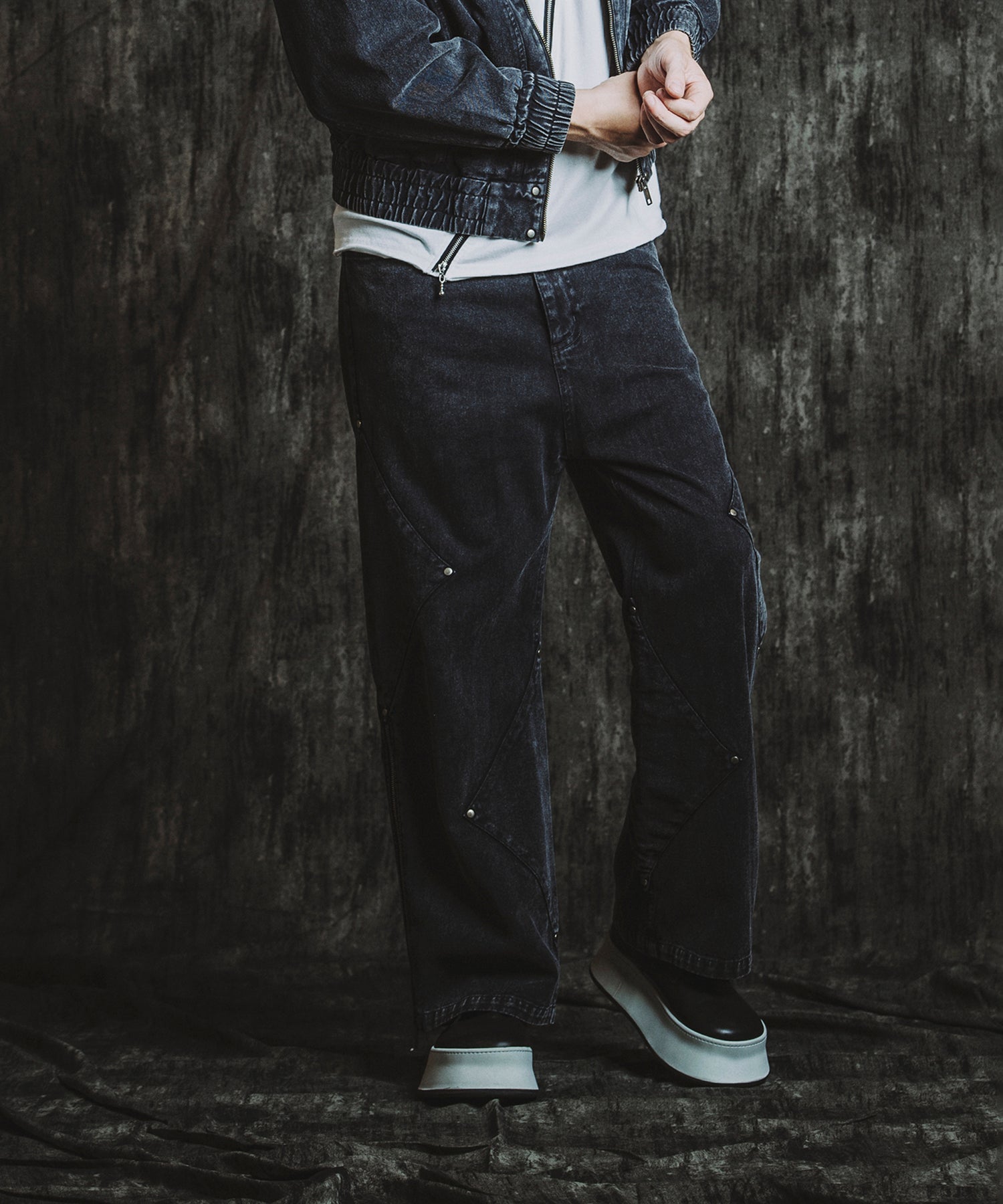 GRAY Model:H182cm