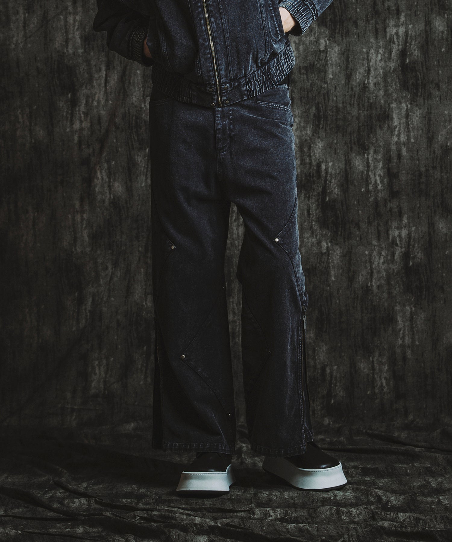 GRAY Model:H182cm