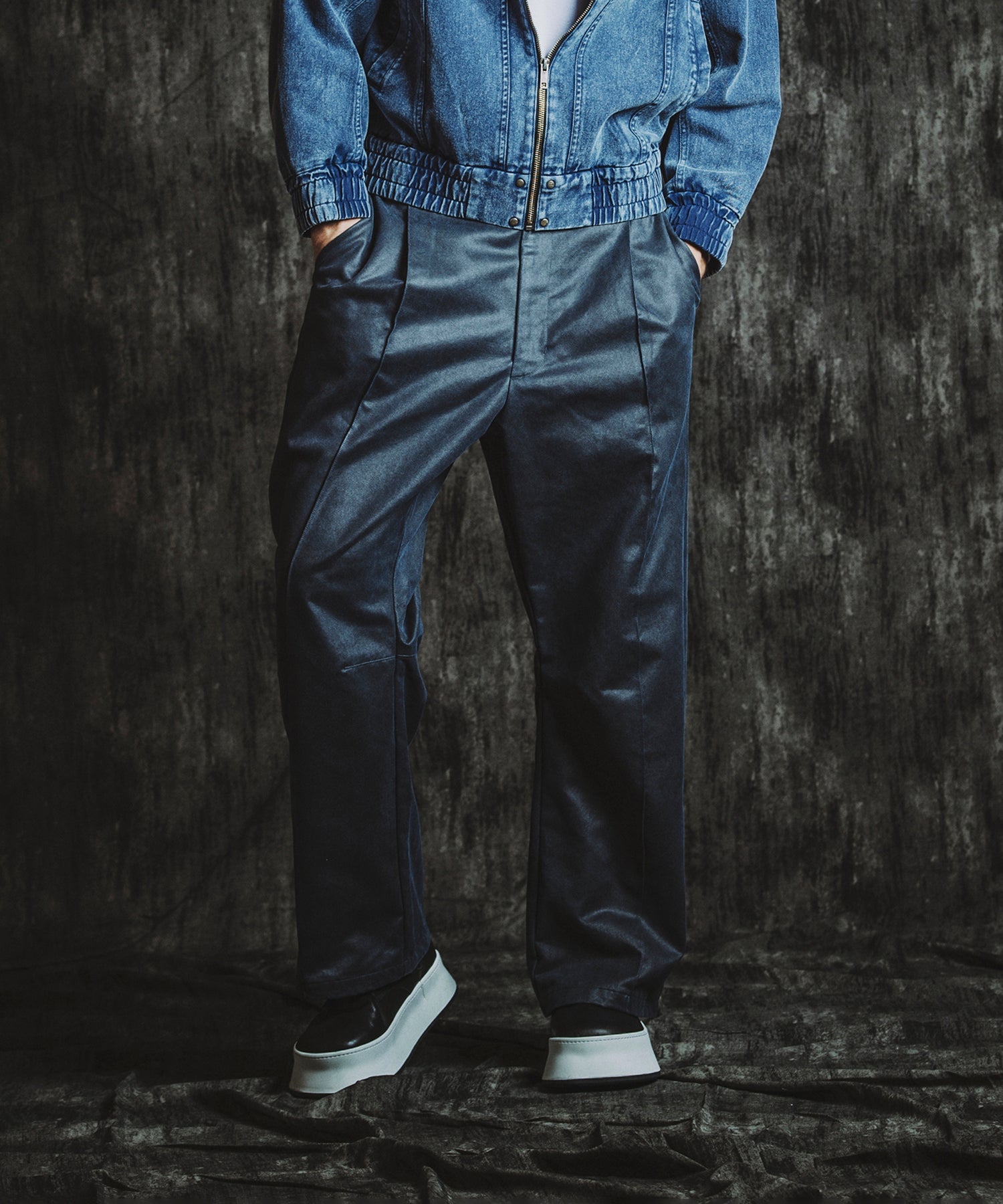 NAVY Model:H182cm