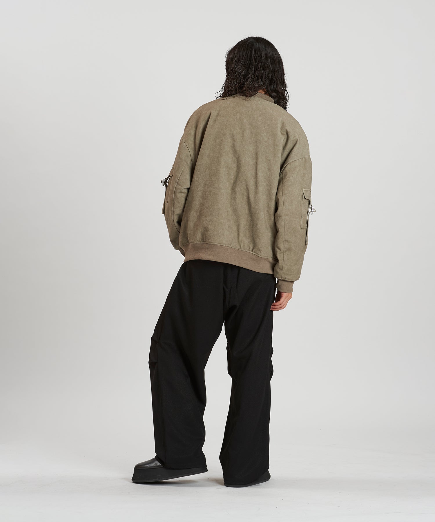 BEIGE Model:H180cm