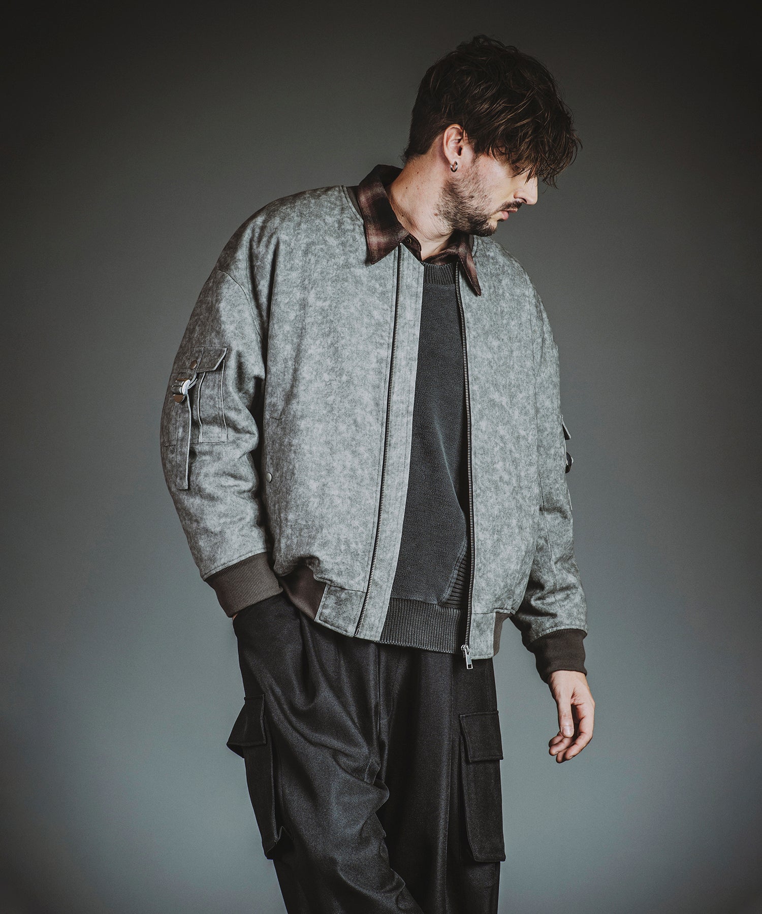 GRAY Model:H182cm