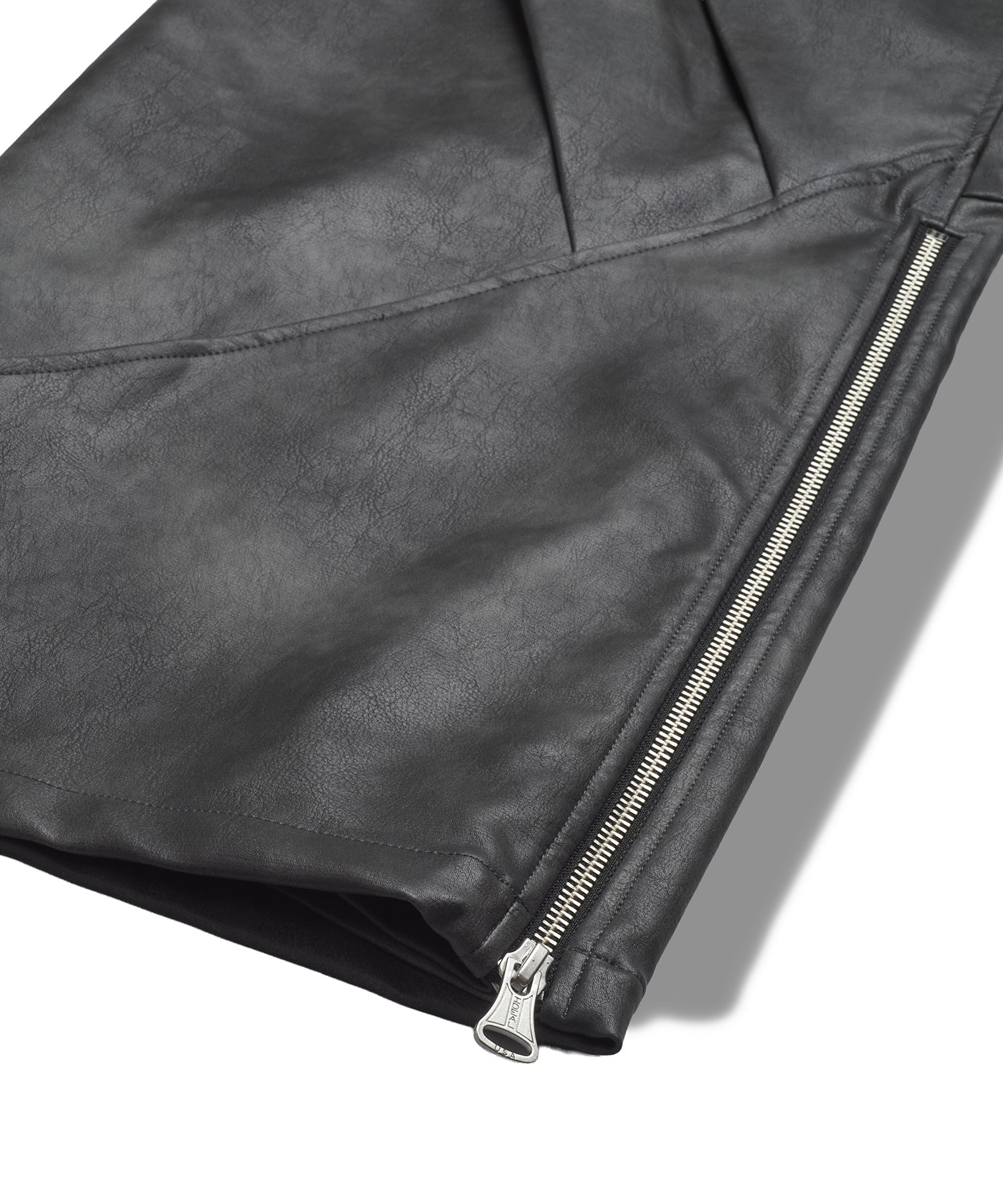 シンセティックレザーZIPフレアPT