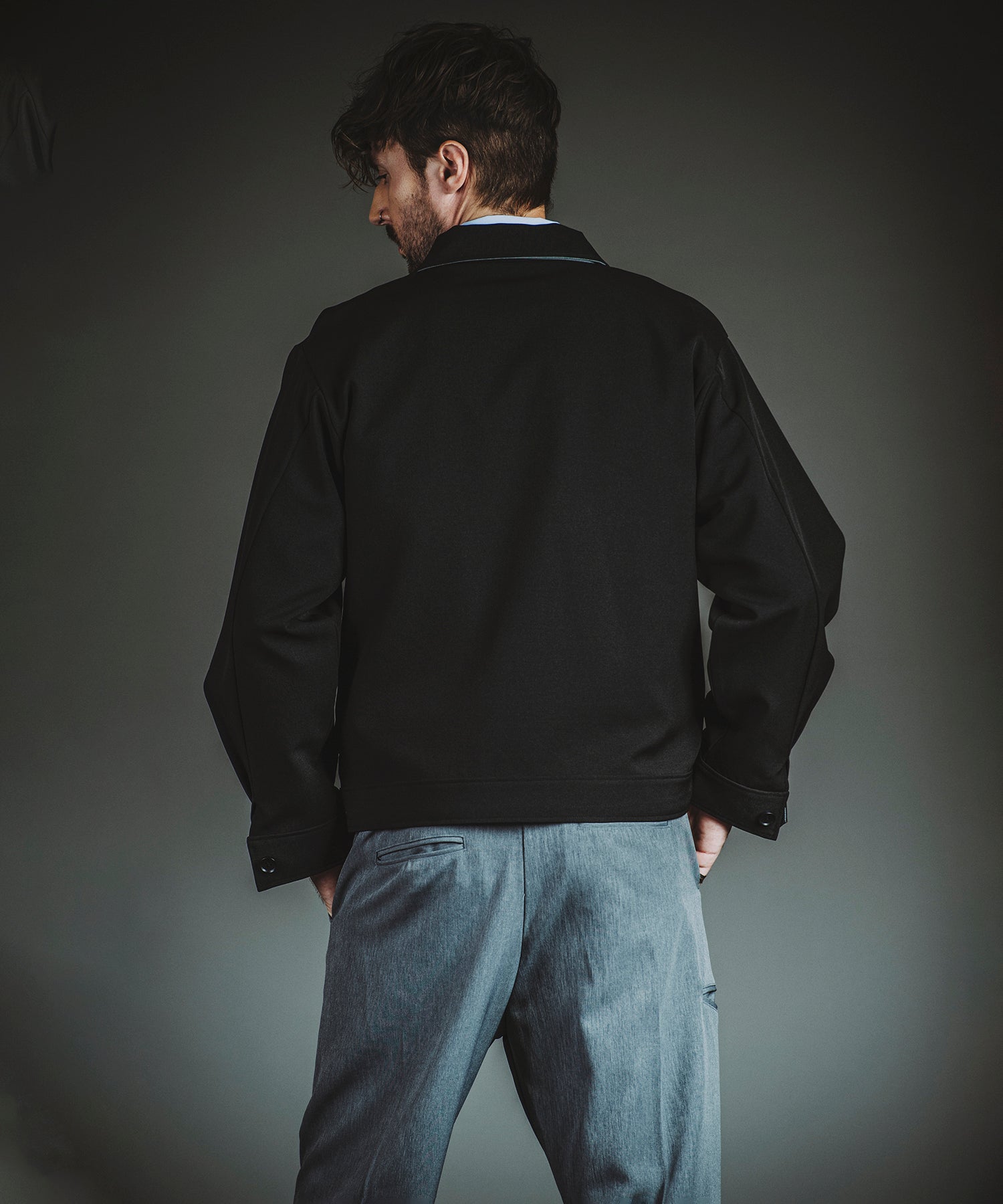 BLACK Model:H182cm