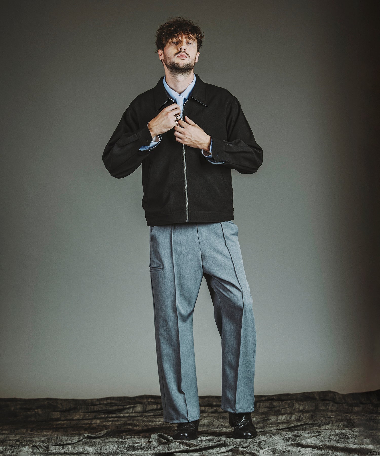 BLACK Model:H182cm
