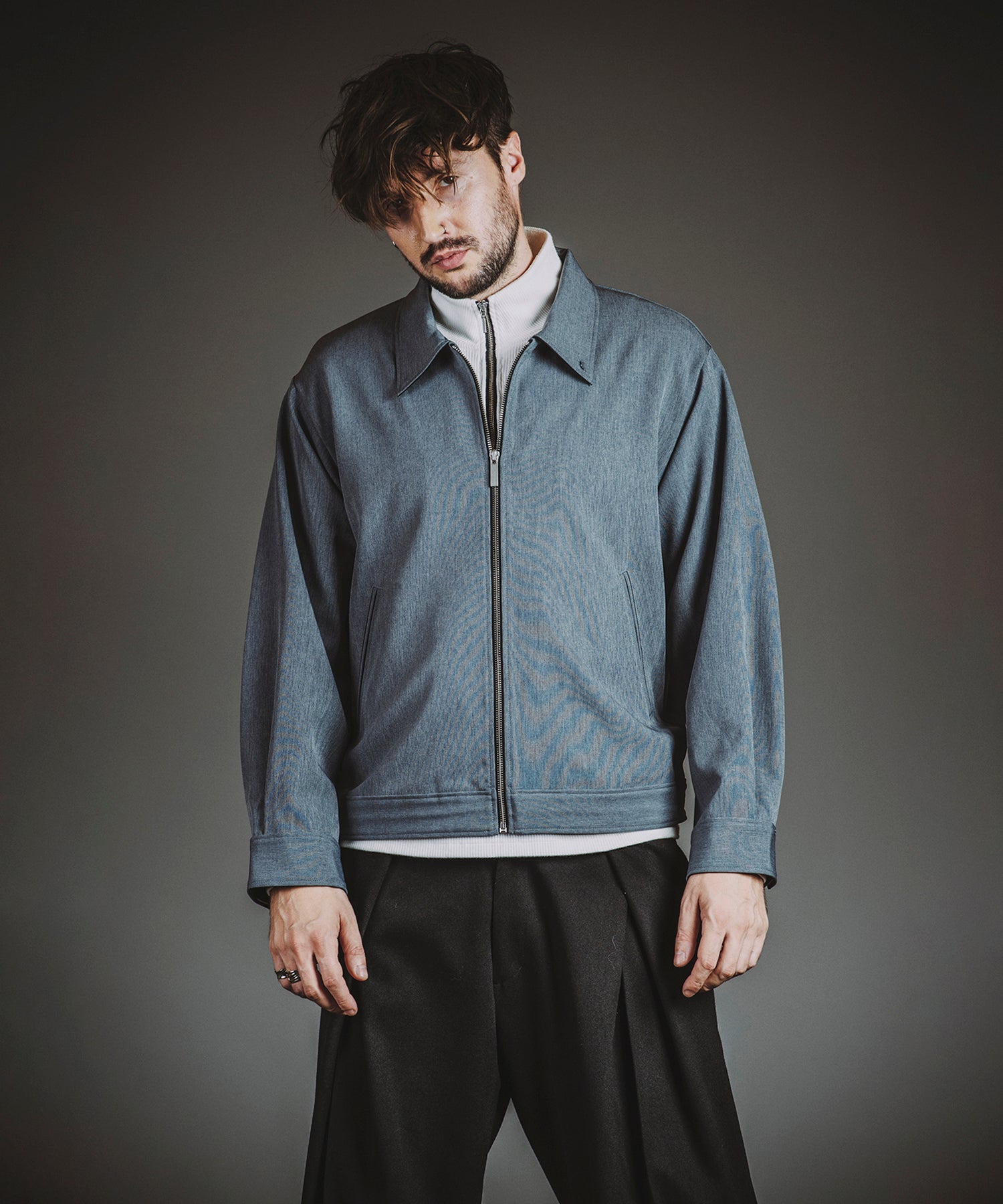 GRAY Model:H182cm