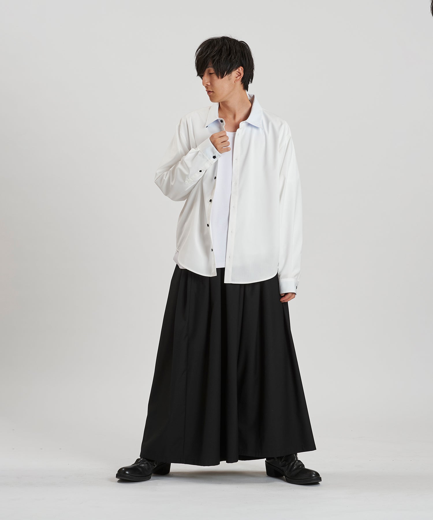 WHITE Model:H169cm