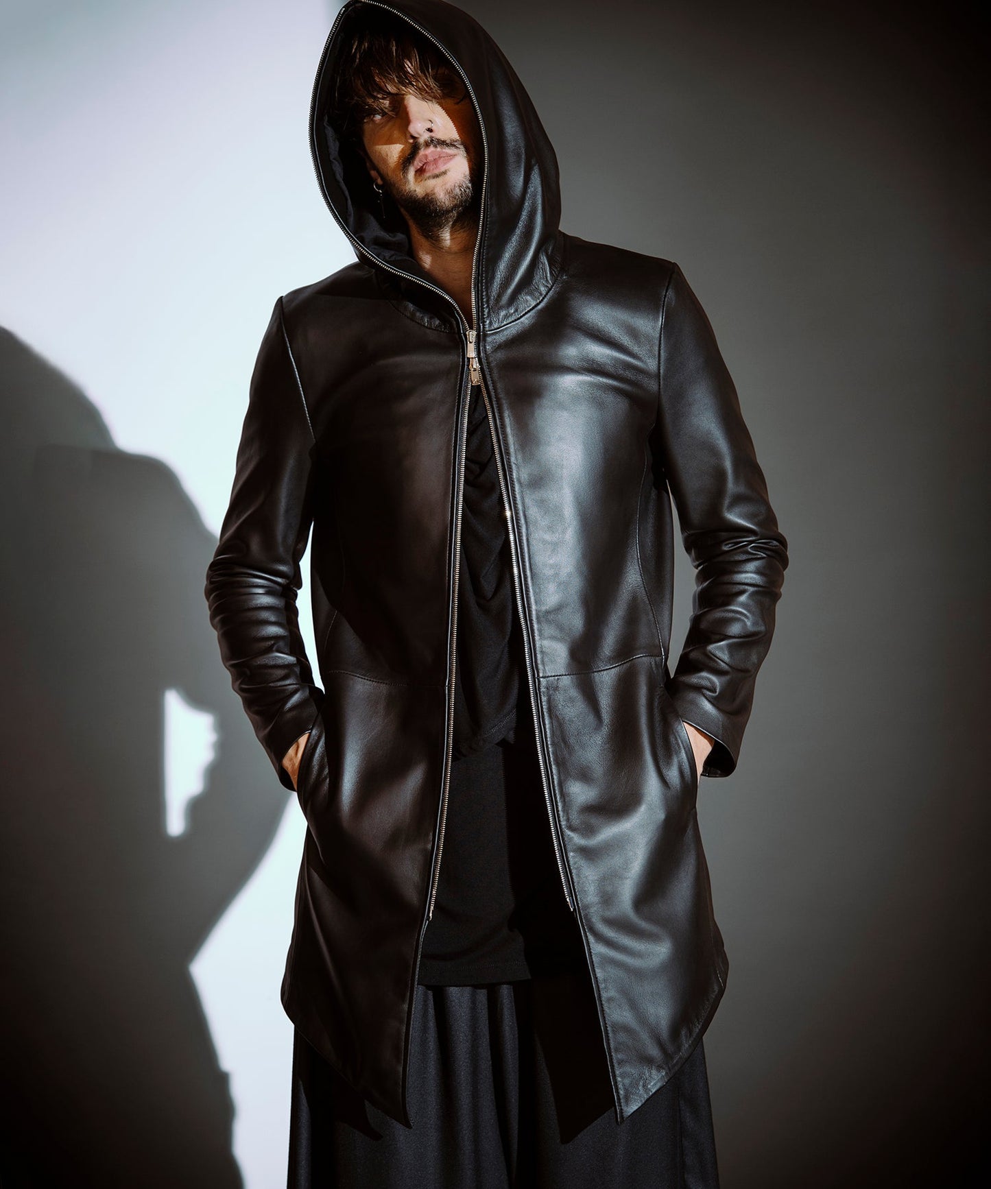 BLACK Model:H182cm