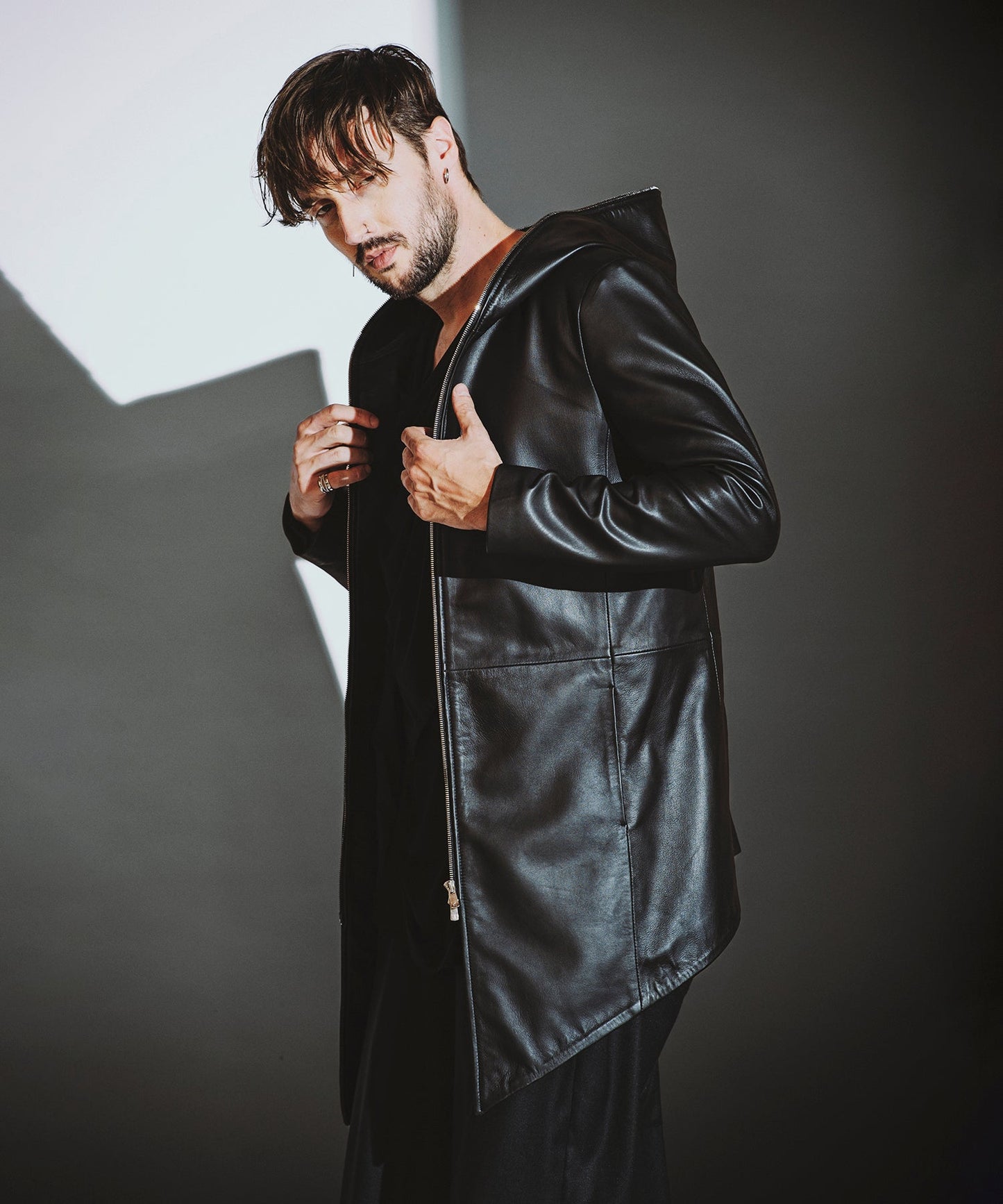 BLACK Model:H182cm