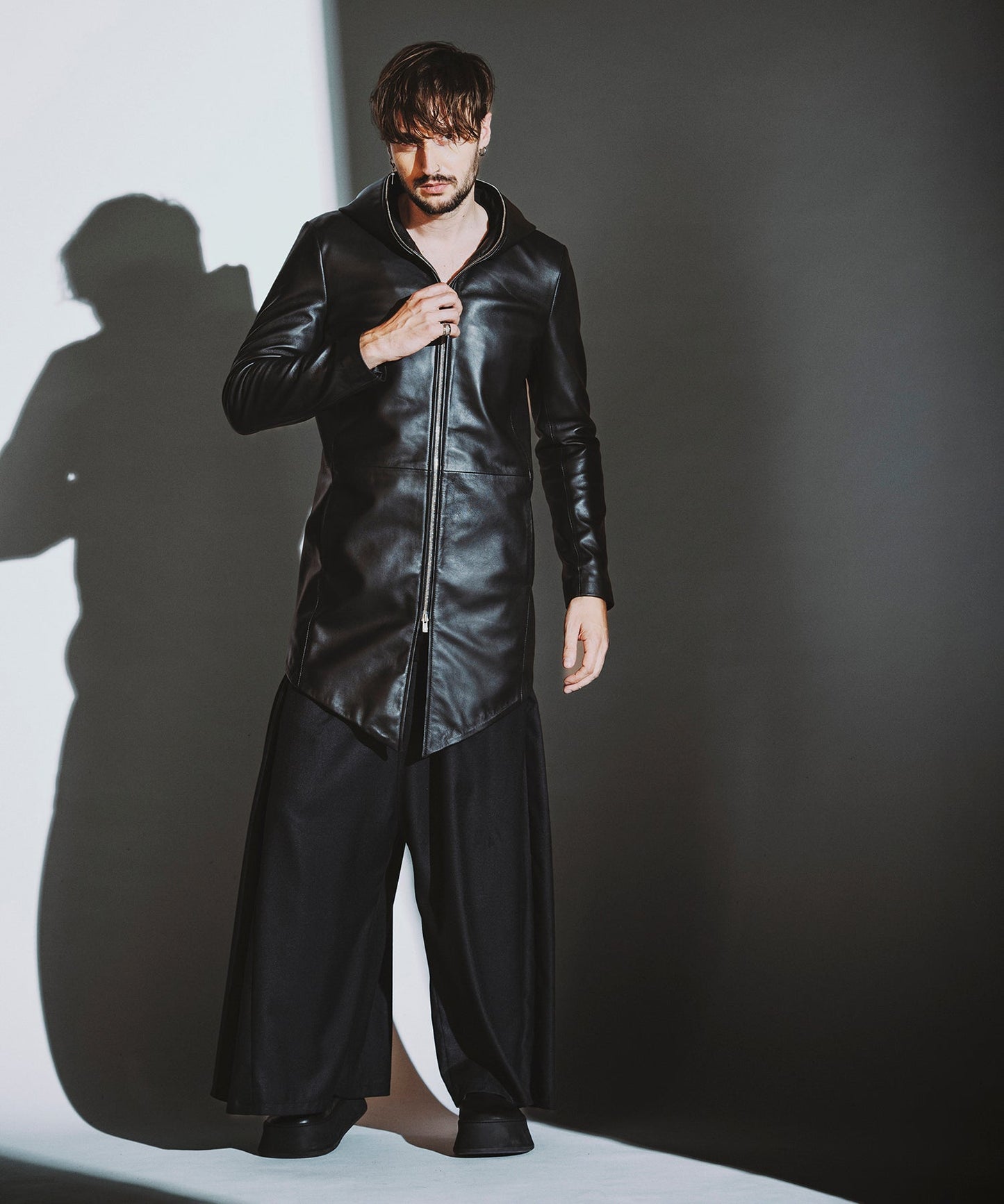 BLACK Model:H182cm