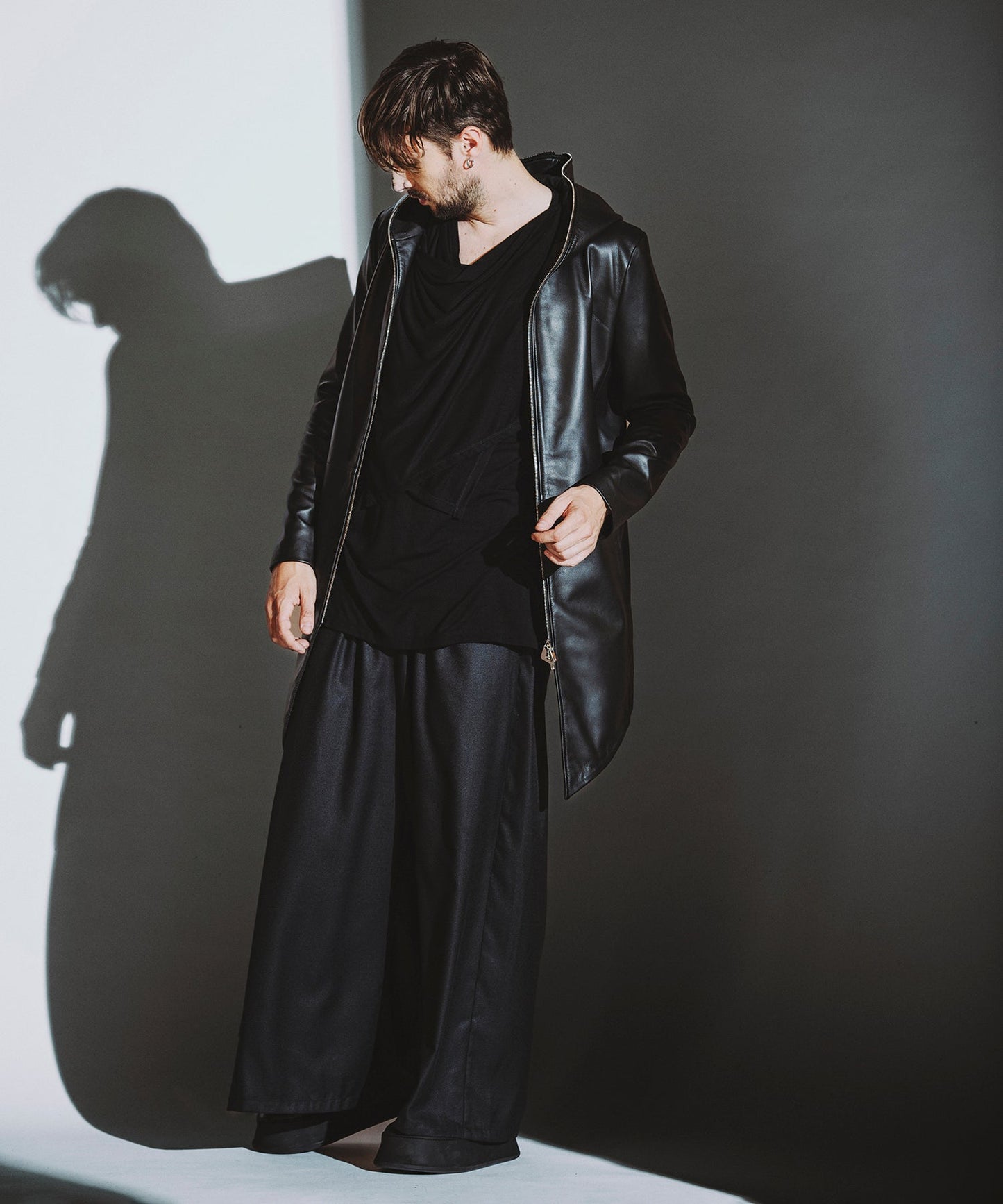 BLACK Model:H182cm