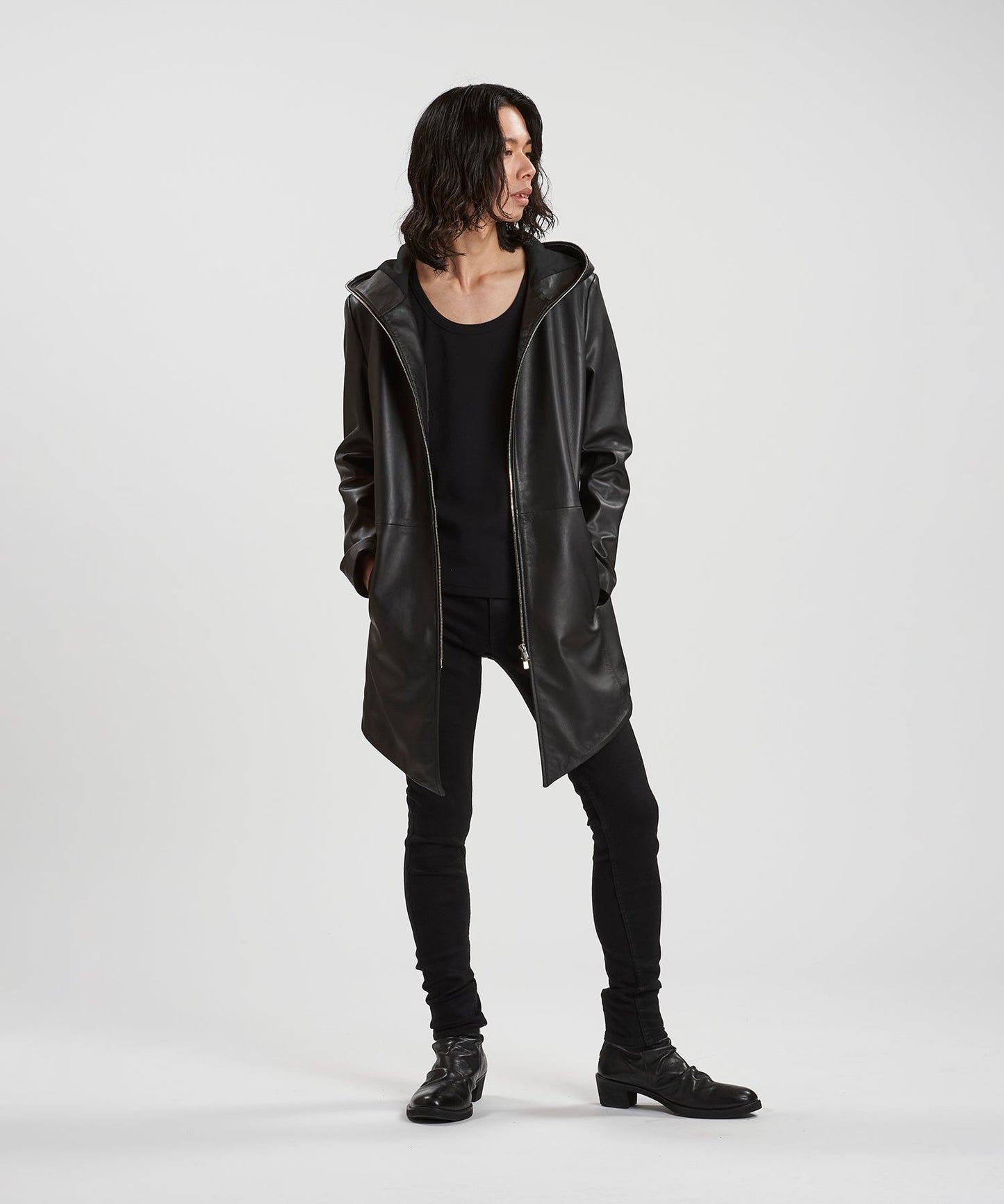 BLACK Model:H180cm