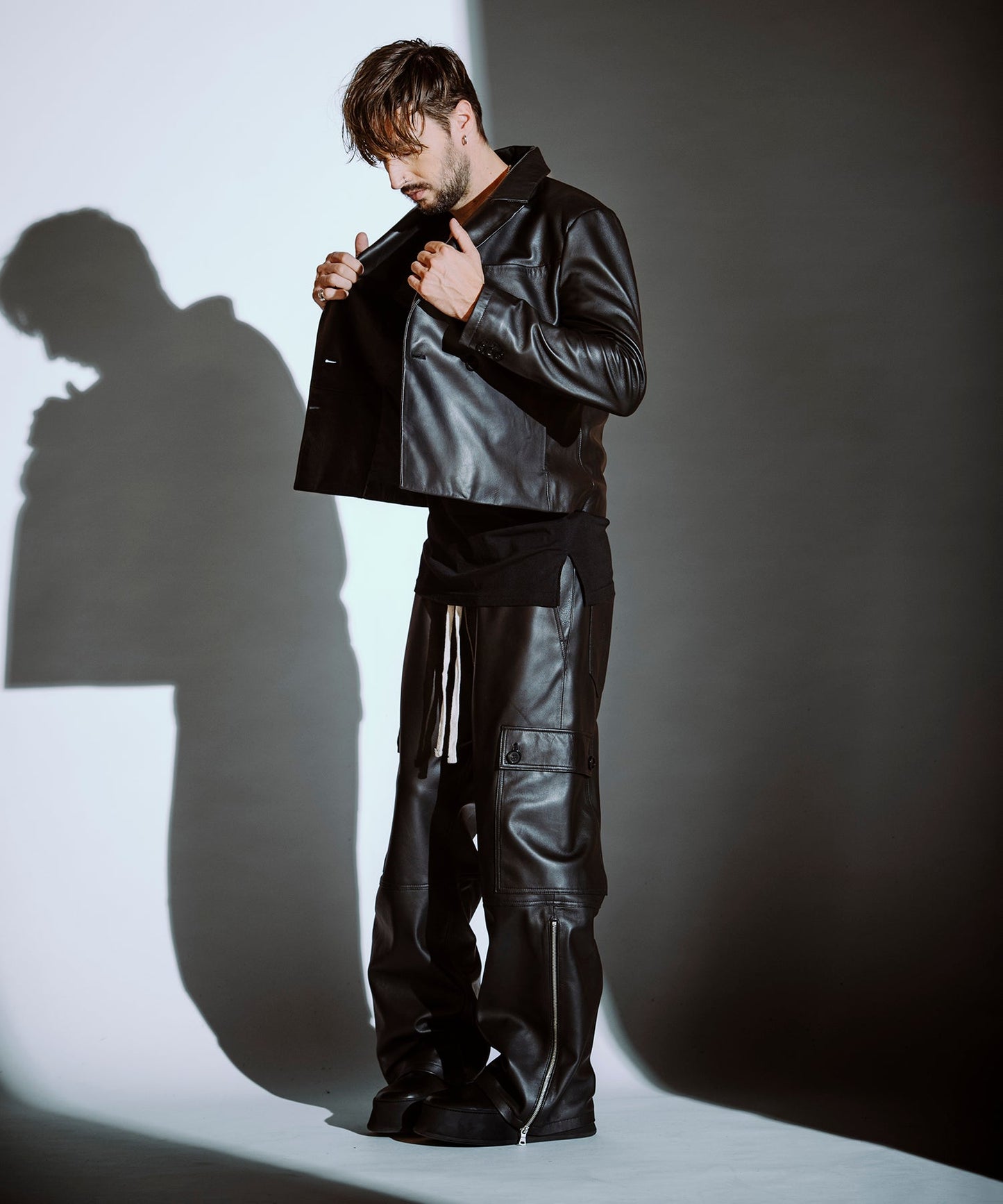 BLACK Model:H182cm