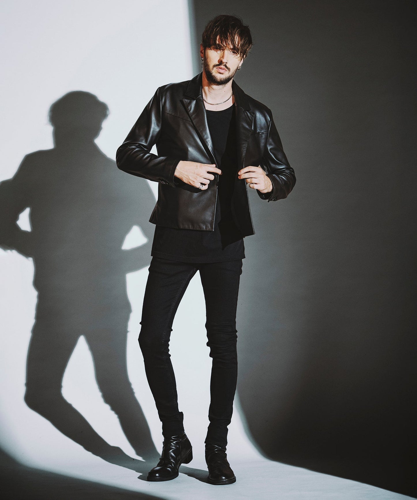 BLACK Model:H182cm