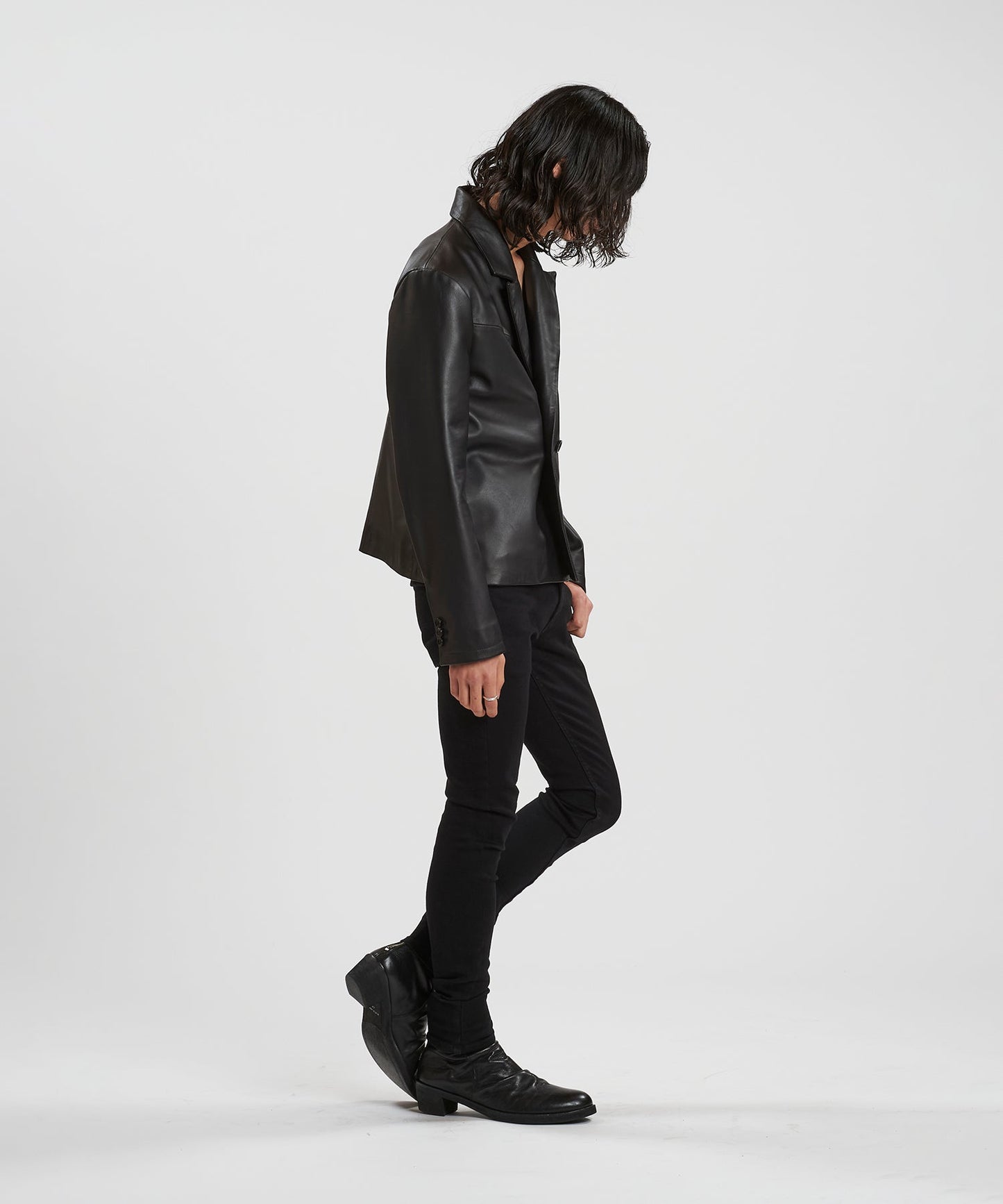 BLACK Model:H180cm