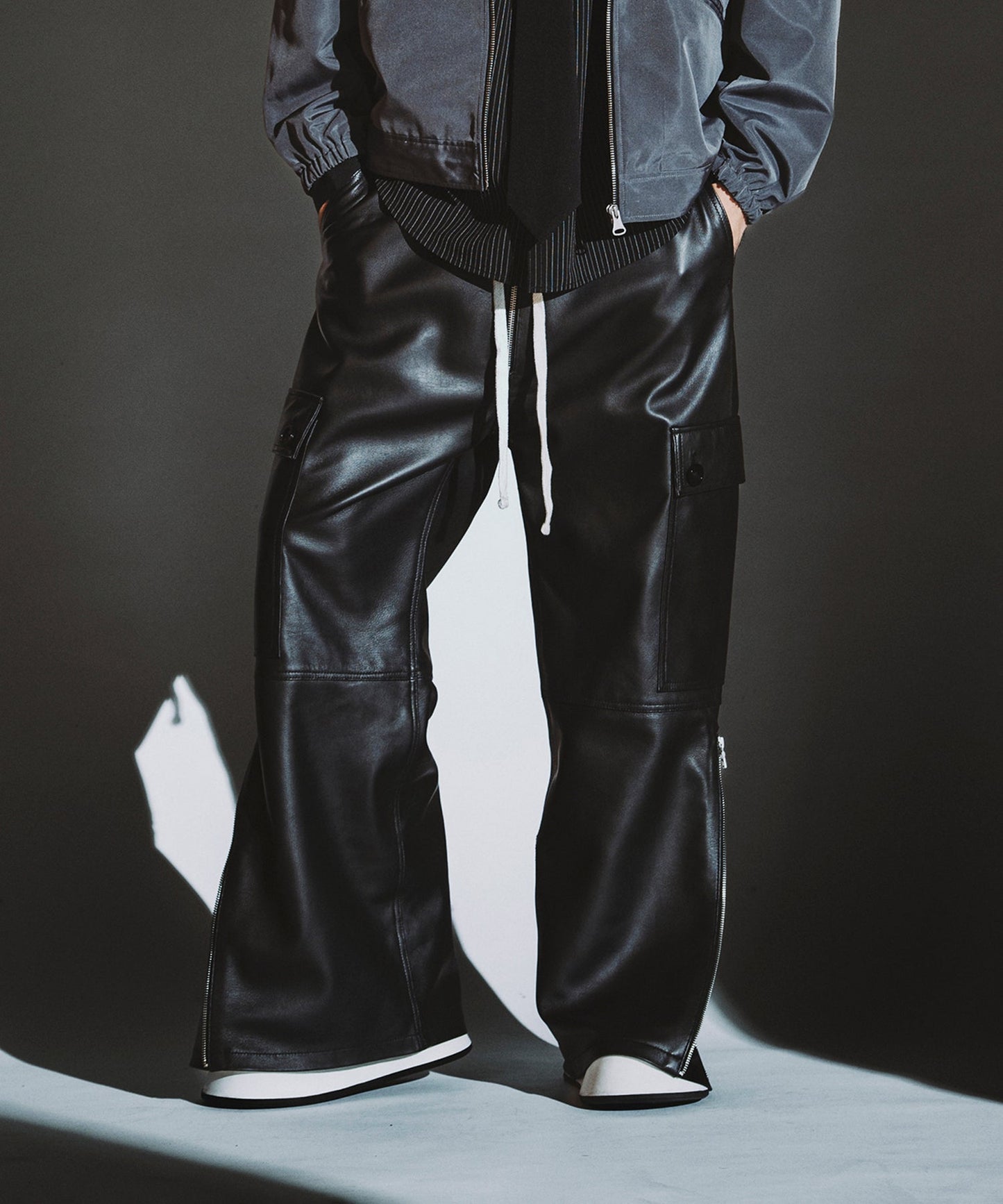 BLACK Model:H182cm