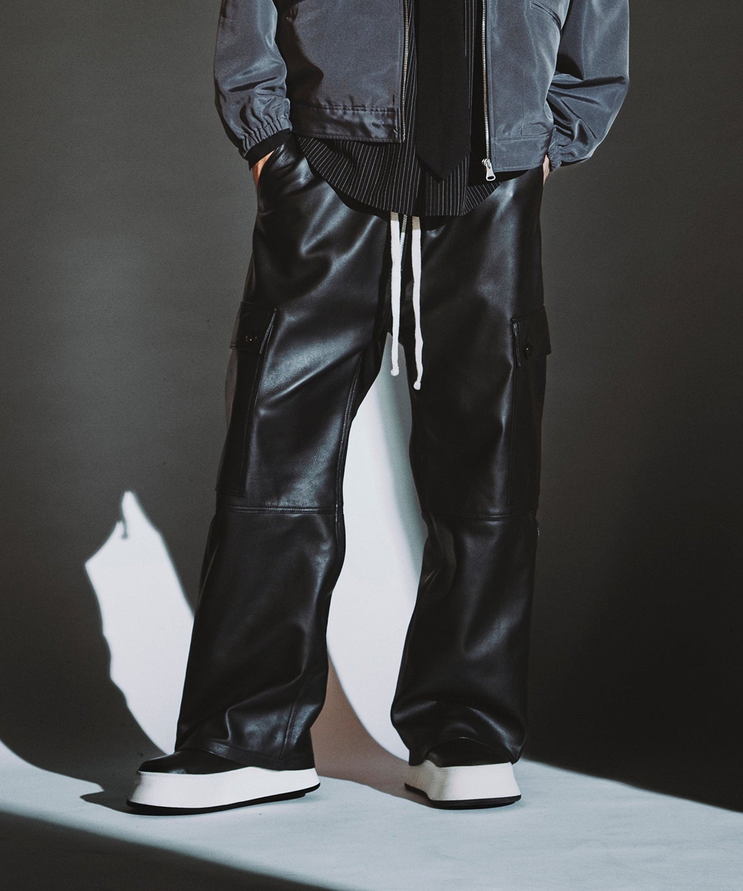 BLACK Model:H182cm