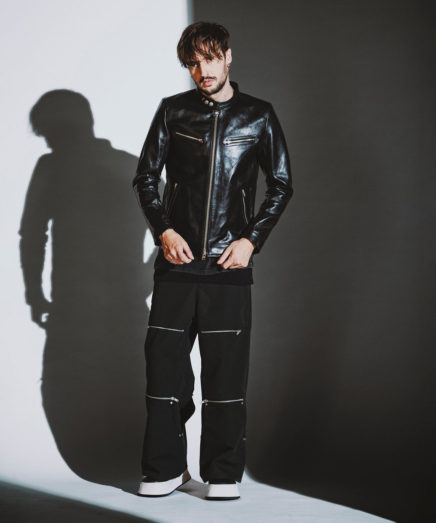 BLACK Model:H182cm