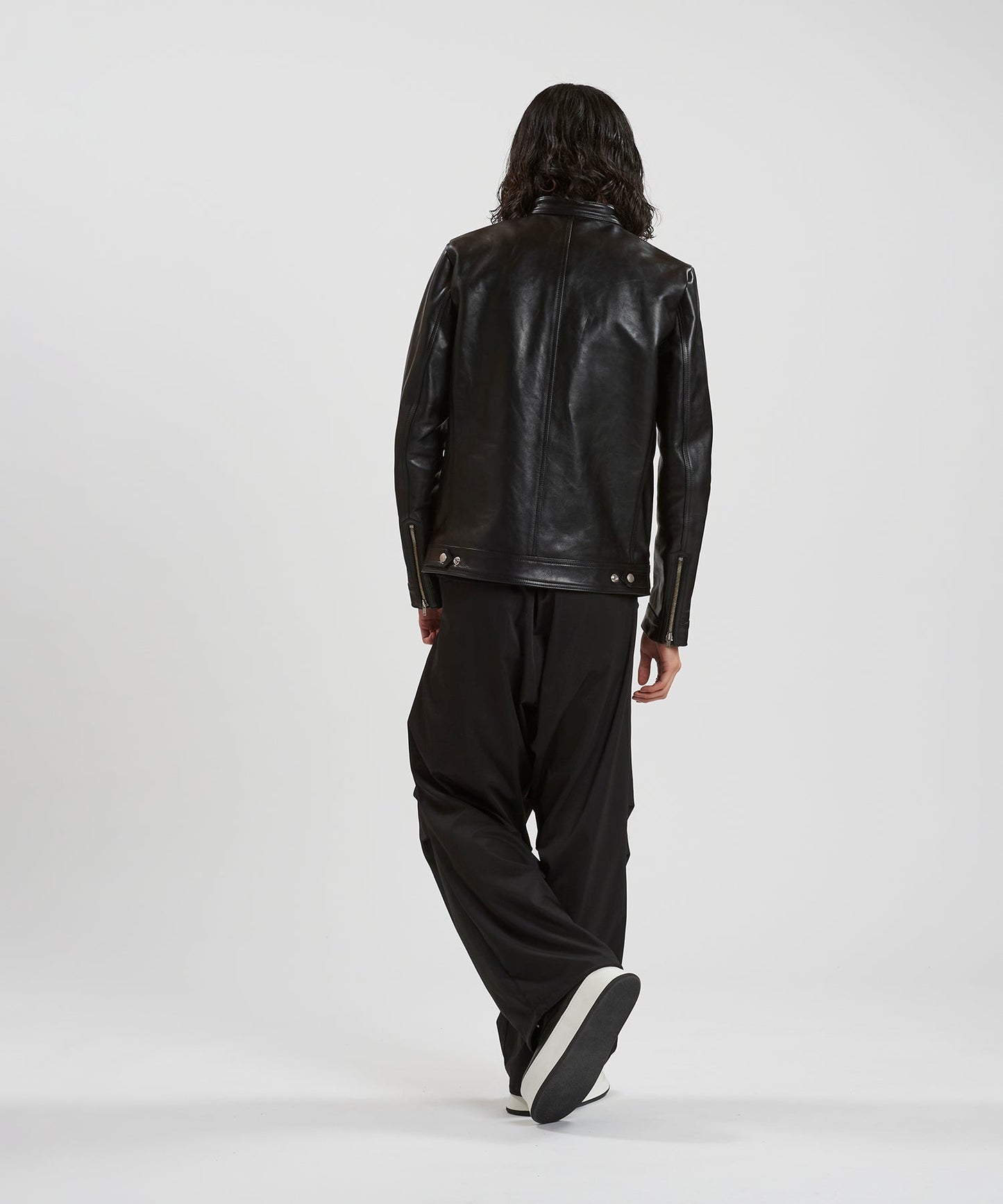 BLACK Model:H180cm