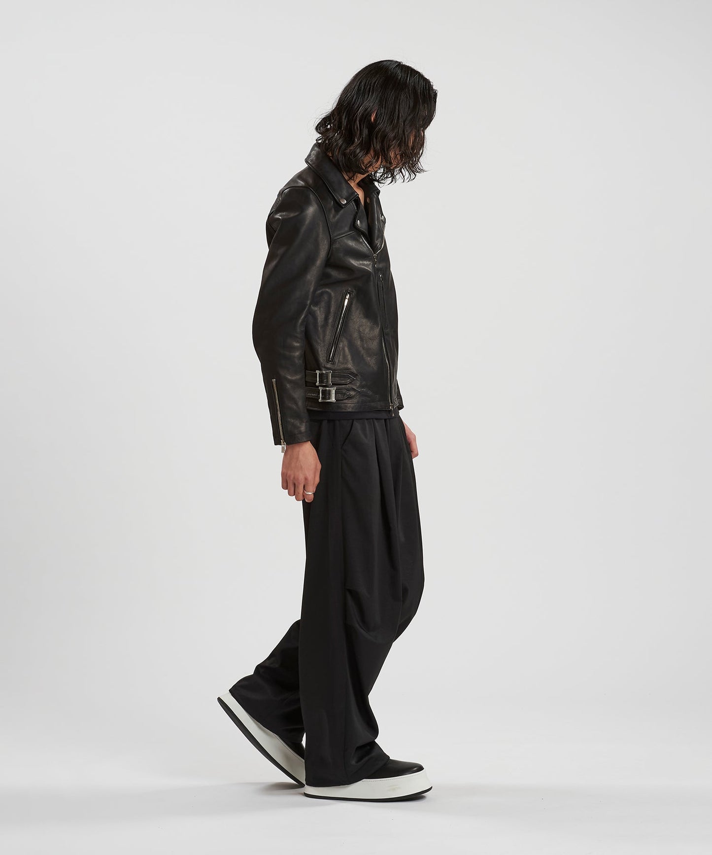 BLACK Model:H180cm