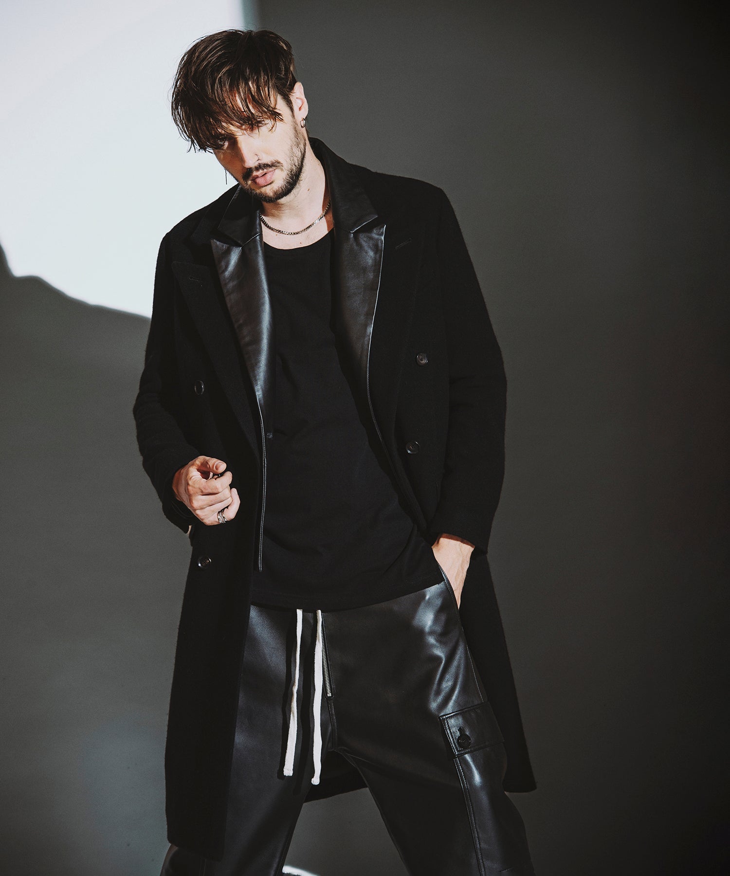 BLACK Model:H182cm