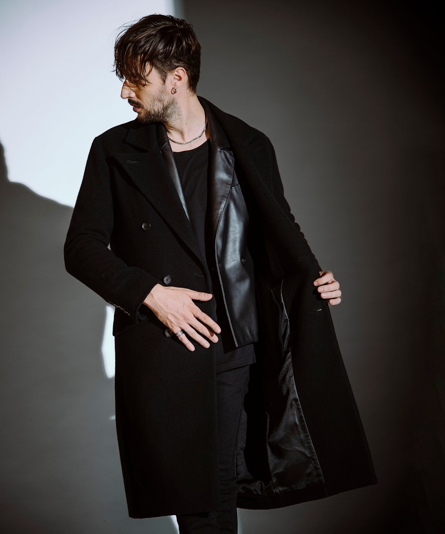 BLACK Model:H182cm