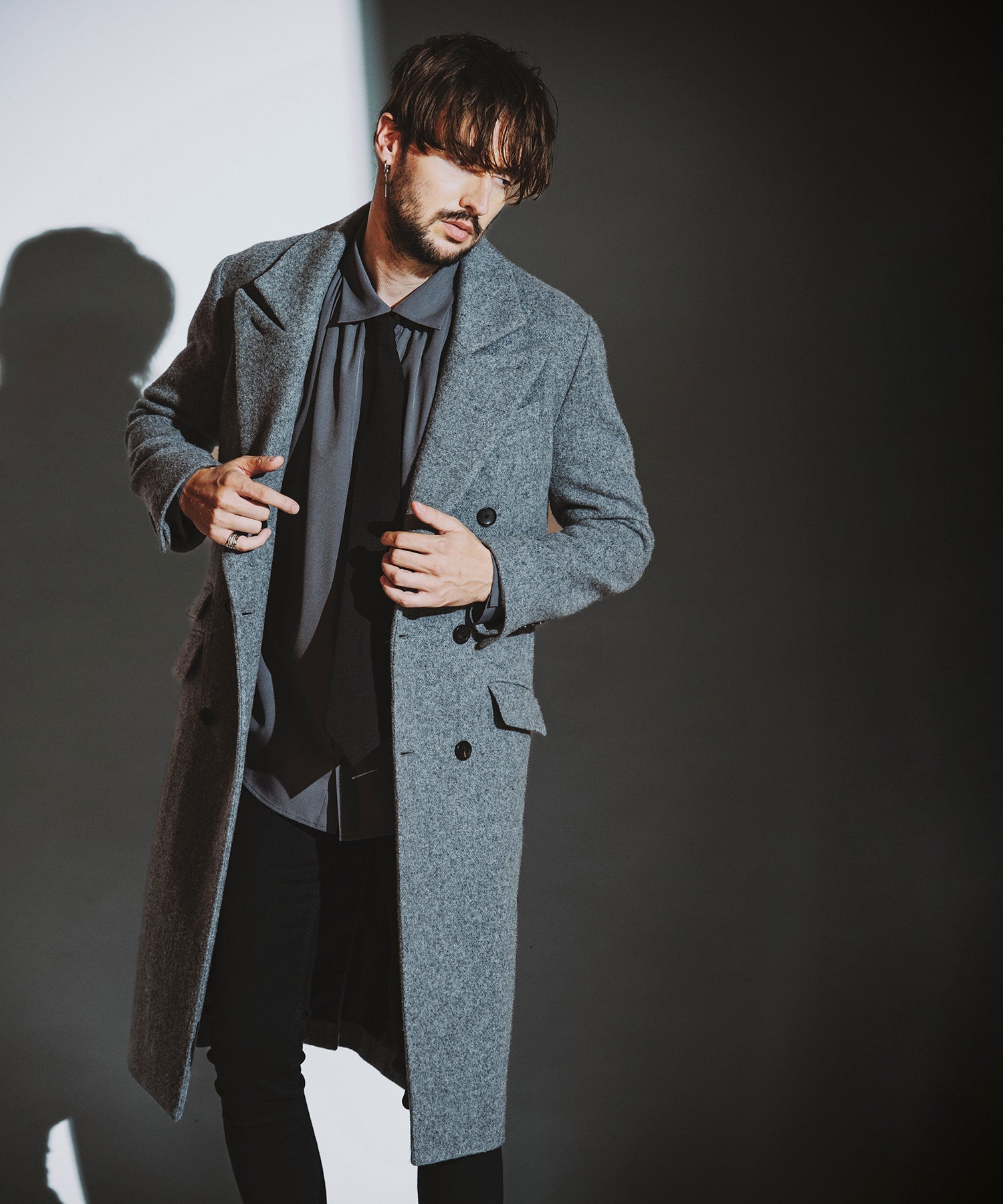 GRAY Model:H182cm