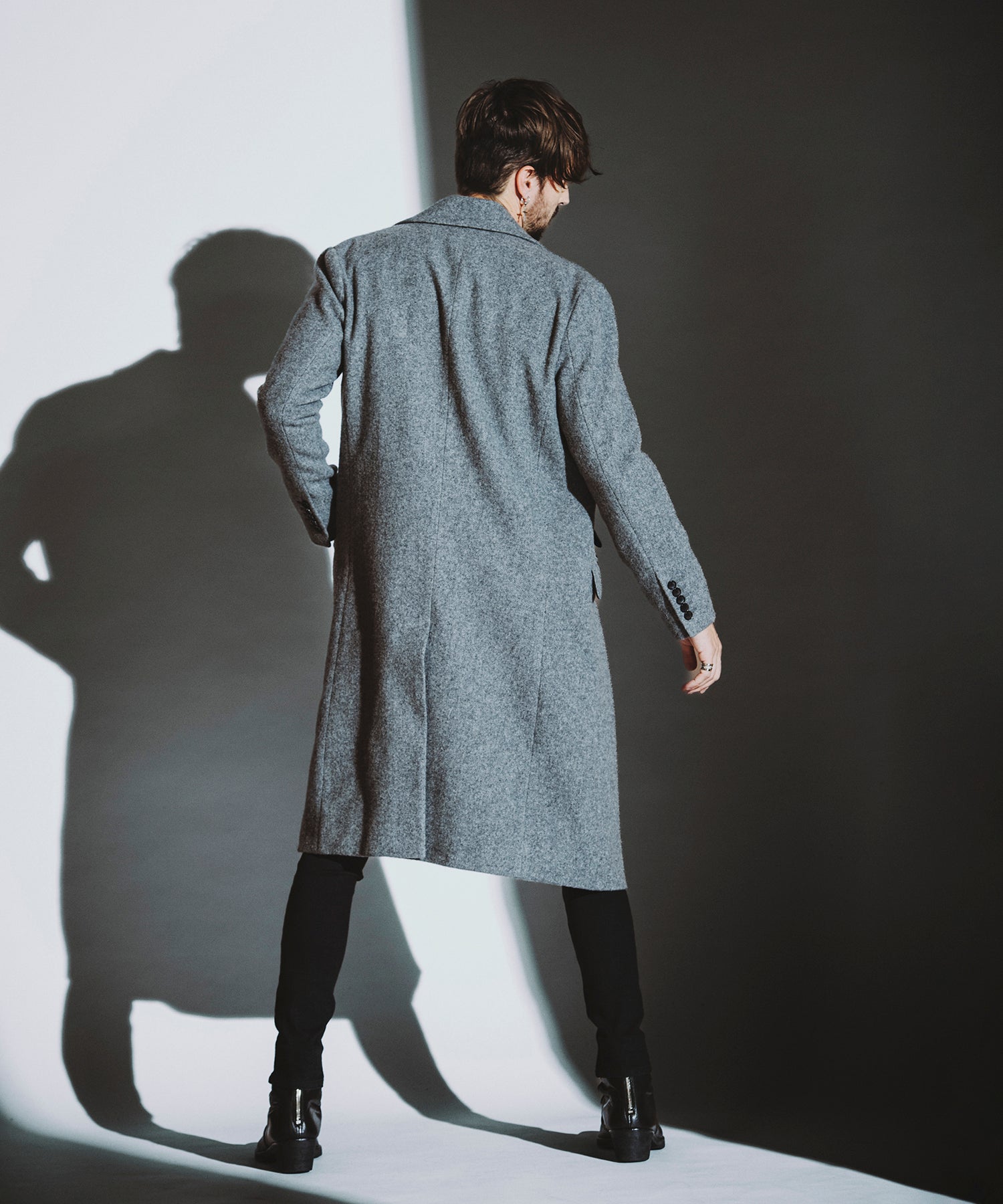 GRAY Model:H182cm