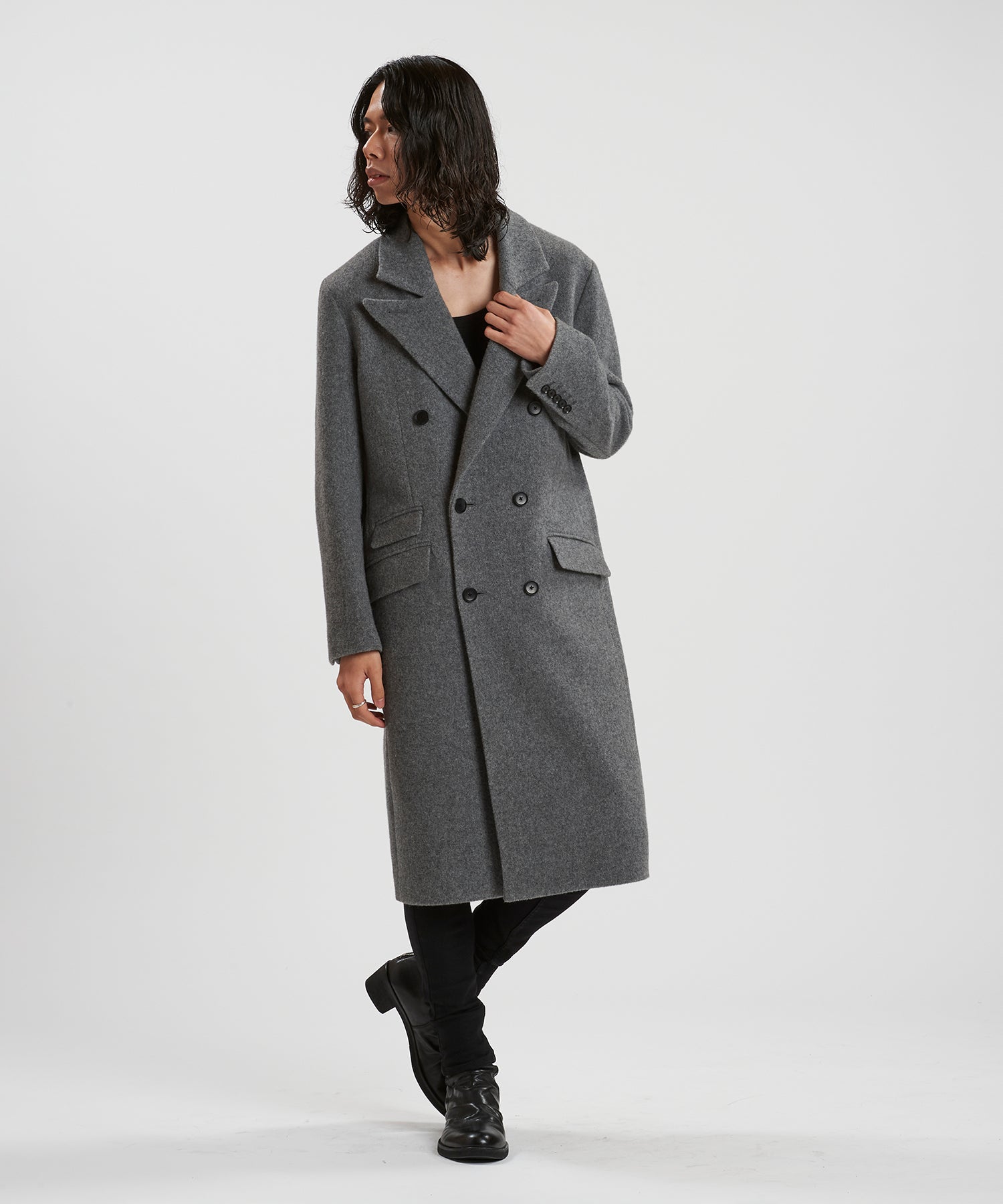GRAY Model:H180cm