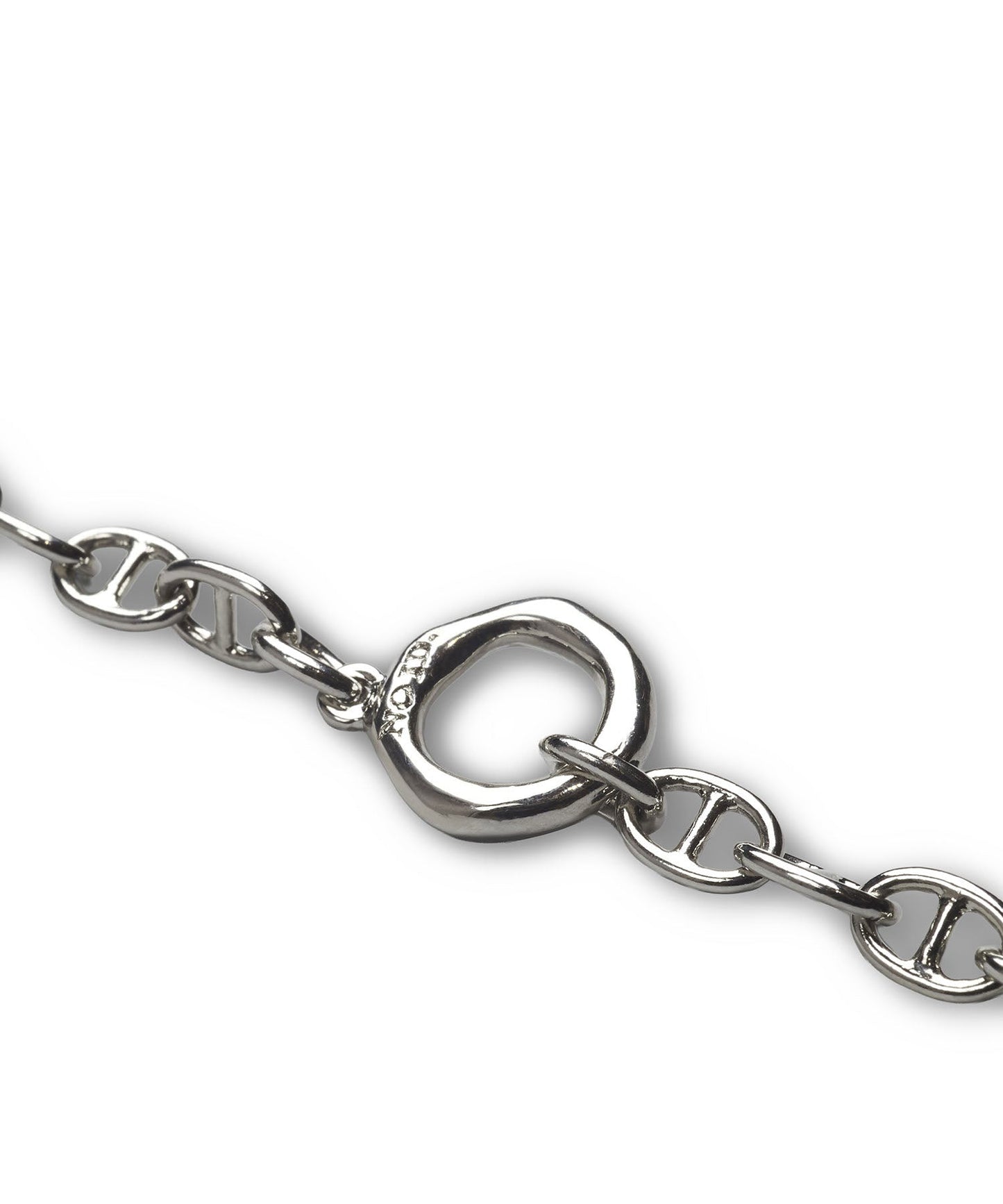 クレッシェンドネックレス