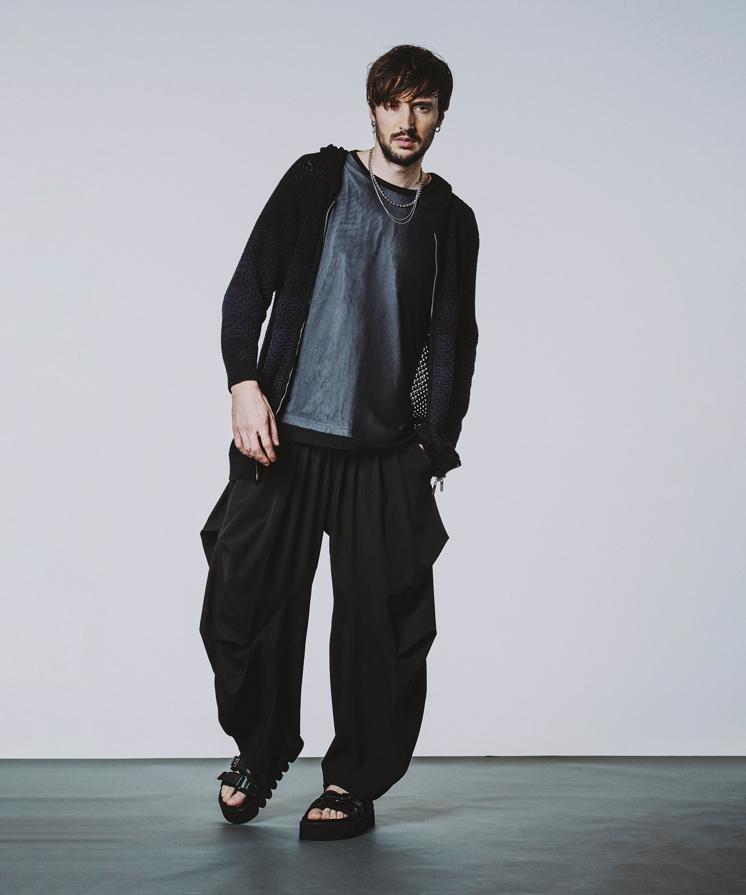 NO ID. STYLE25SS026