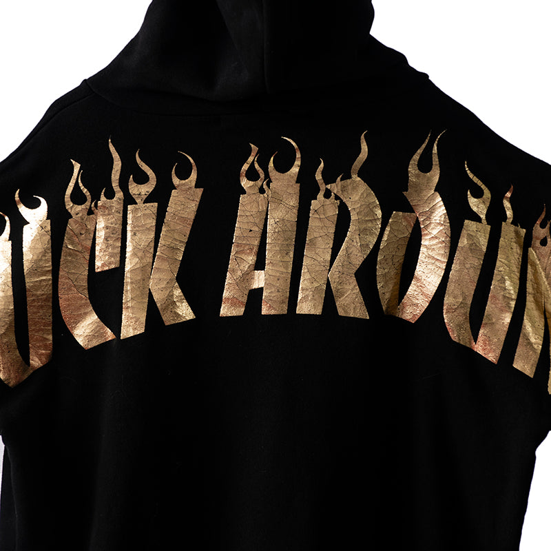 クラックメタリックプリントプルオーバーパーカ