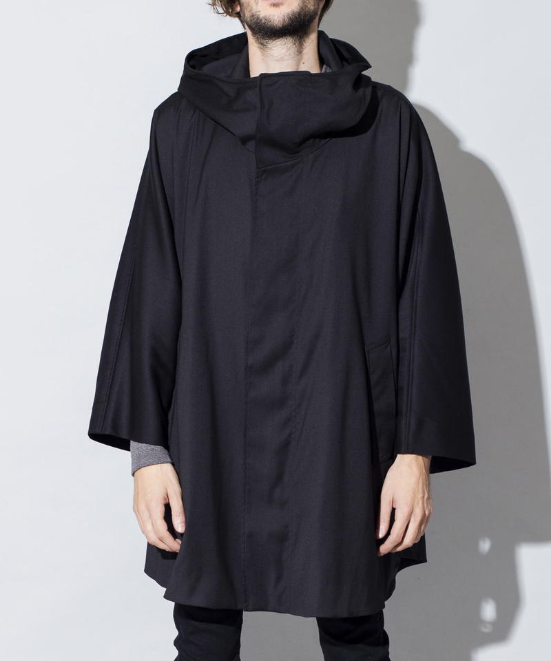 フーデッドポンチョ