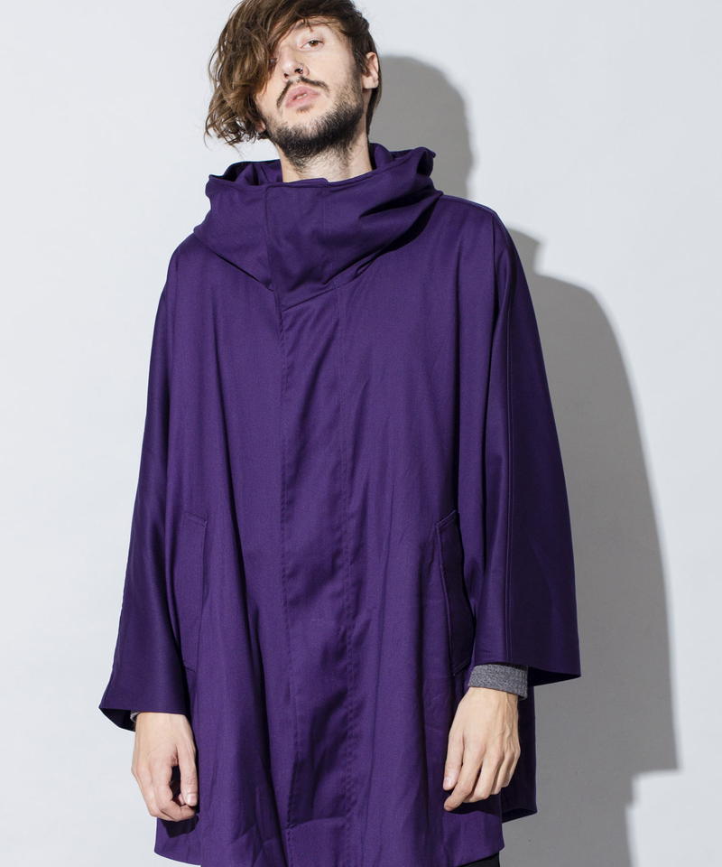 フーデッドポンチョ