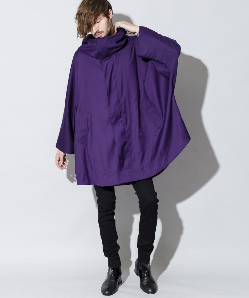 フーデッドポンチョ