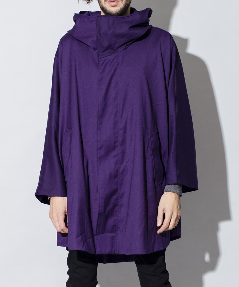 フーデッドポンチョ