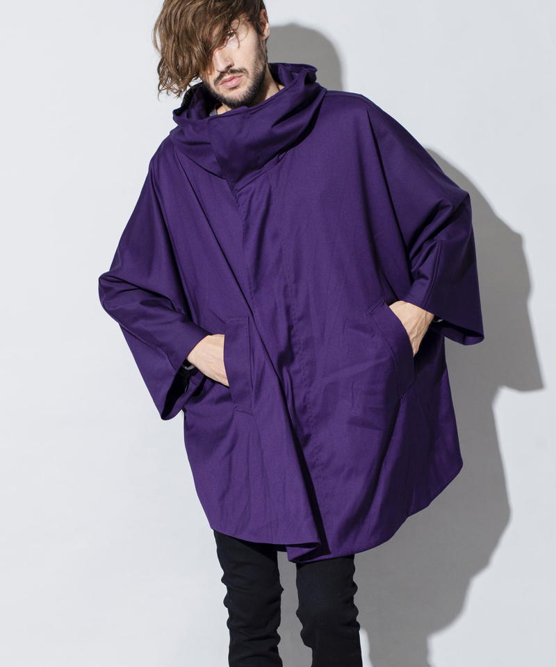 フーデッドポンチョ