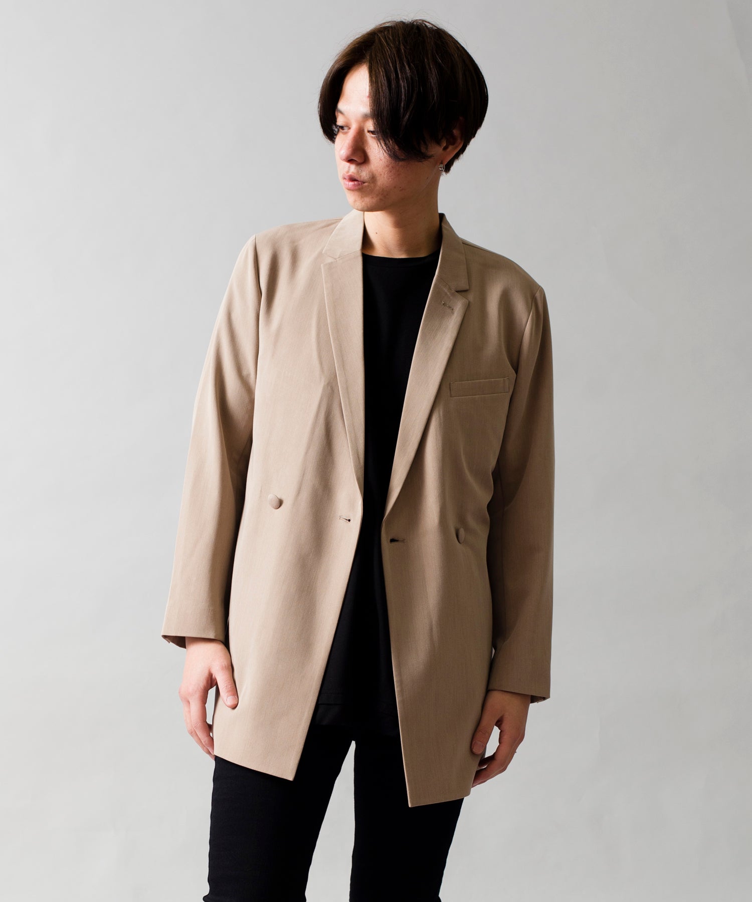 Double-breasted notch lapel half jacket