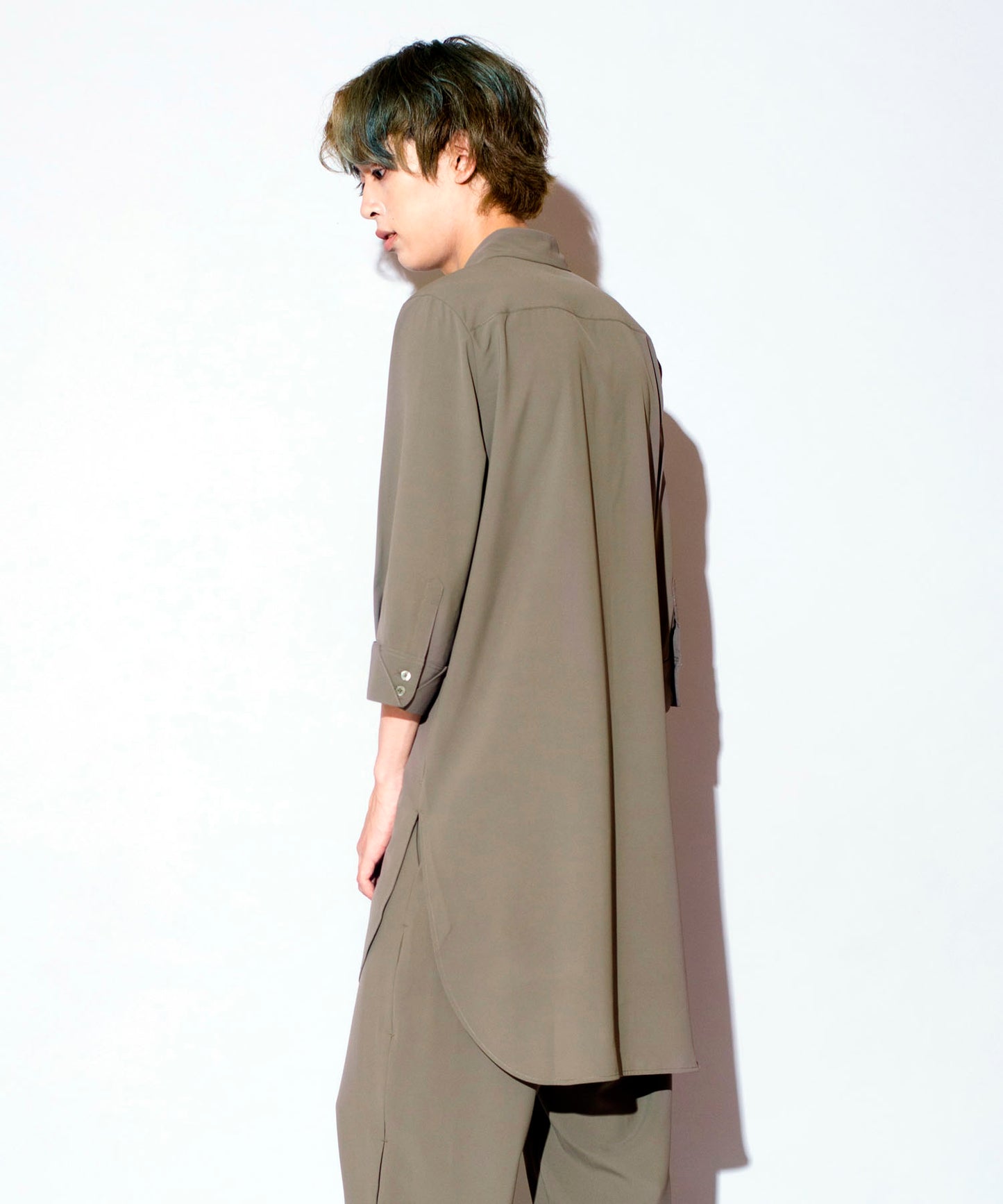 Side slit long 3/4 sleeve SH