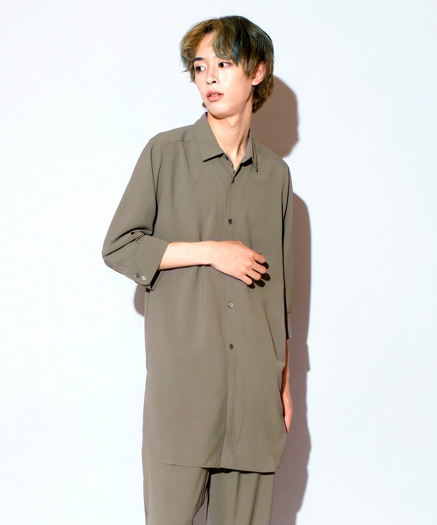 Side slit long 3/4 sleeve SH