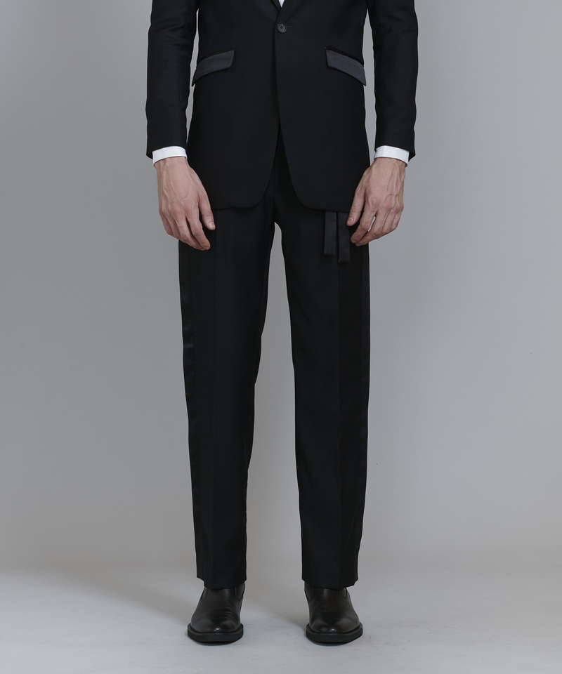 Twin belt semi-wide trousers