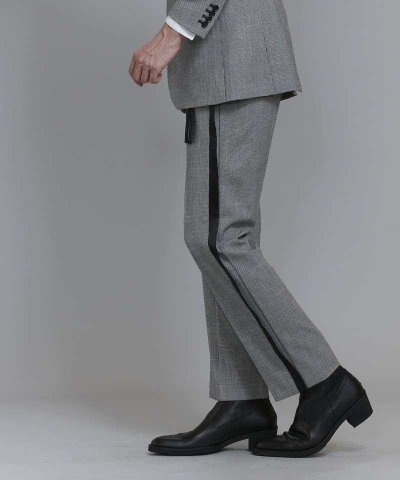 Twin belt semi-wide trousers