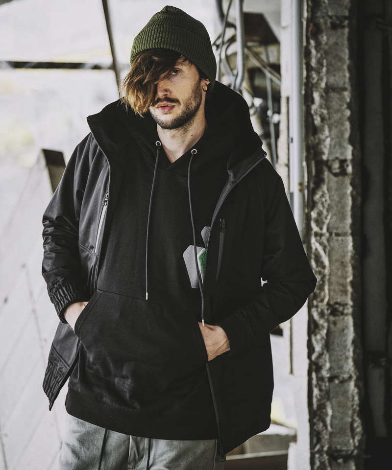 Multi-pocket hooded jacket BLZ