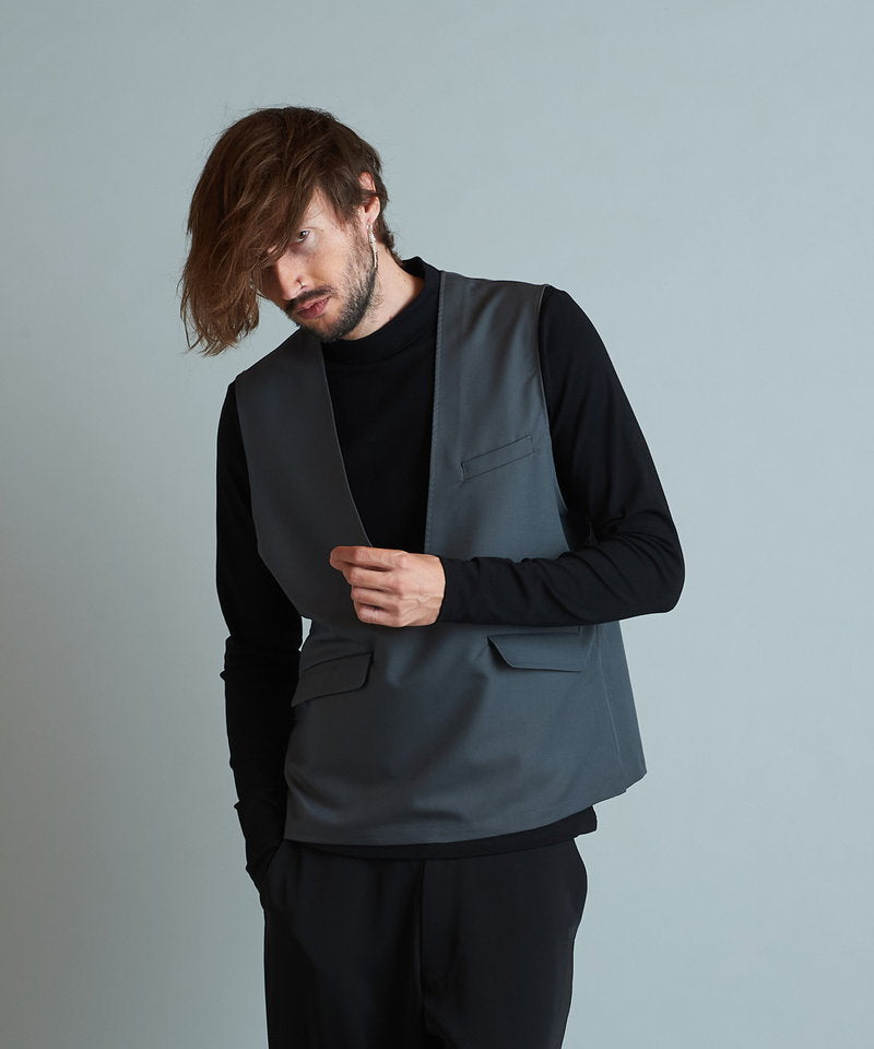 Layered mock neck long sleeve T-shirt