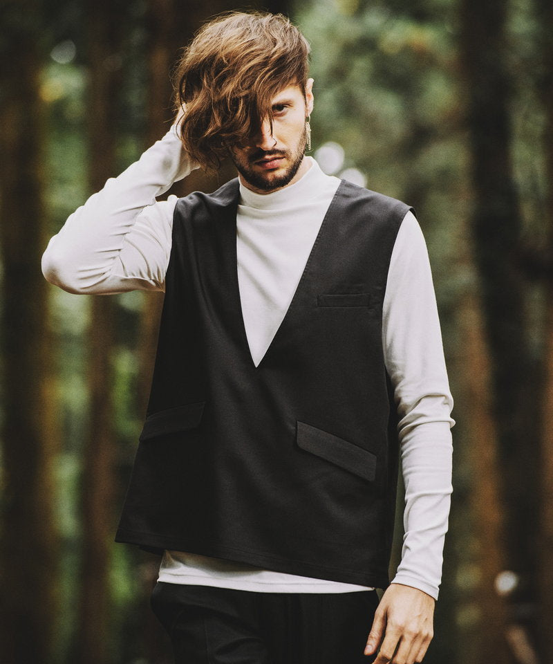 Layered mock neck long sleeve T-shirt